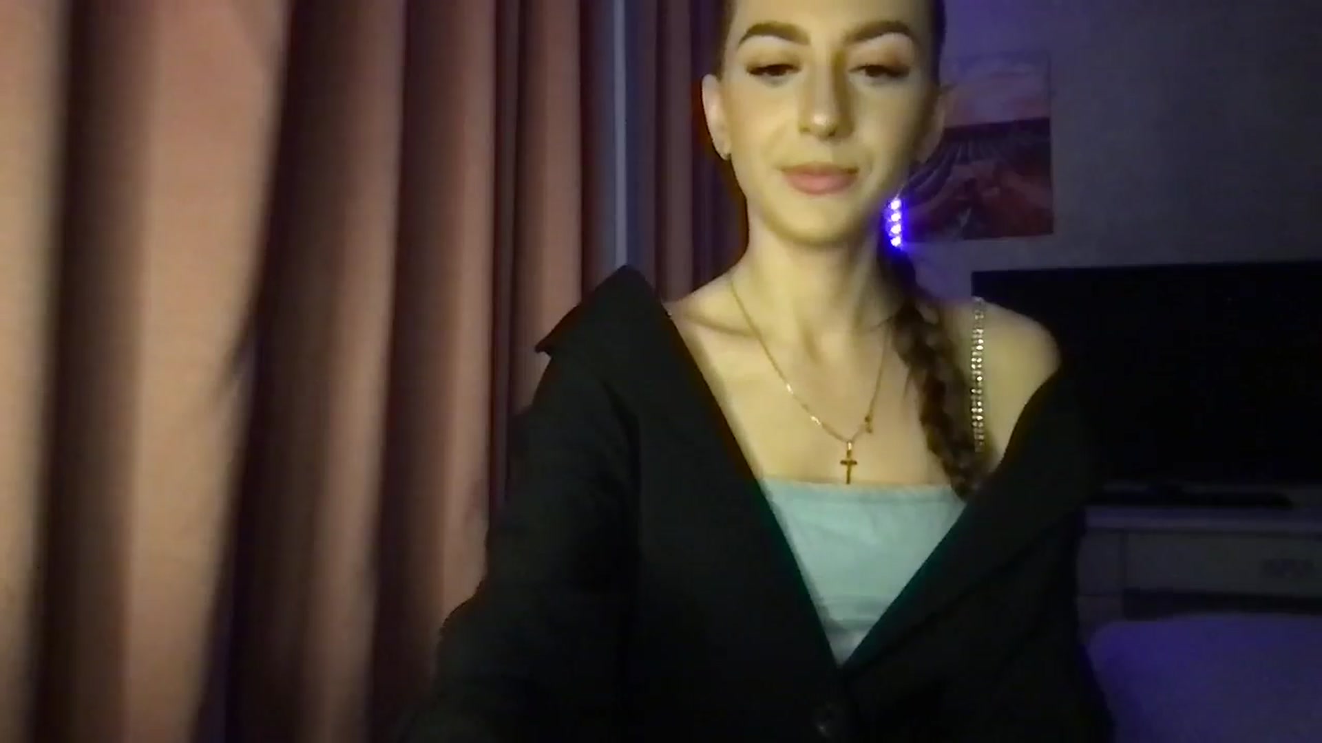 Gallery image thumbnail from Milla_'s myfreecams stream on, 01/28/2026, 13:19 image 12 of 20