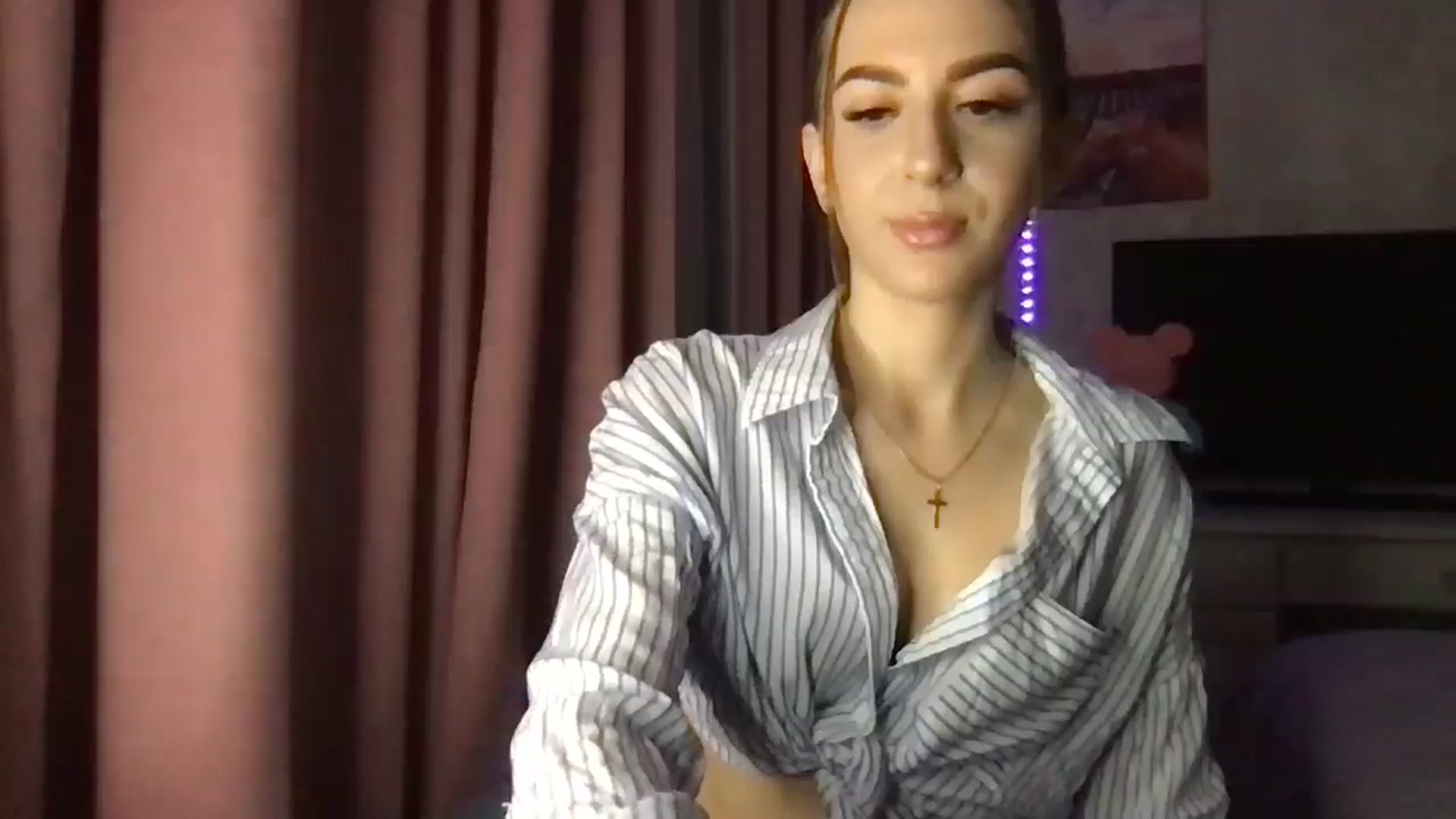 Gallery image thumbnail from Milla_'s myfreecams stream on, 01/30/2026, 17:26 image 16 of 20