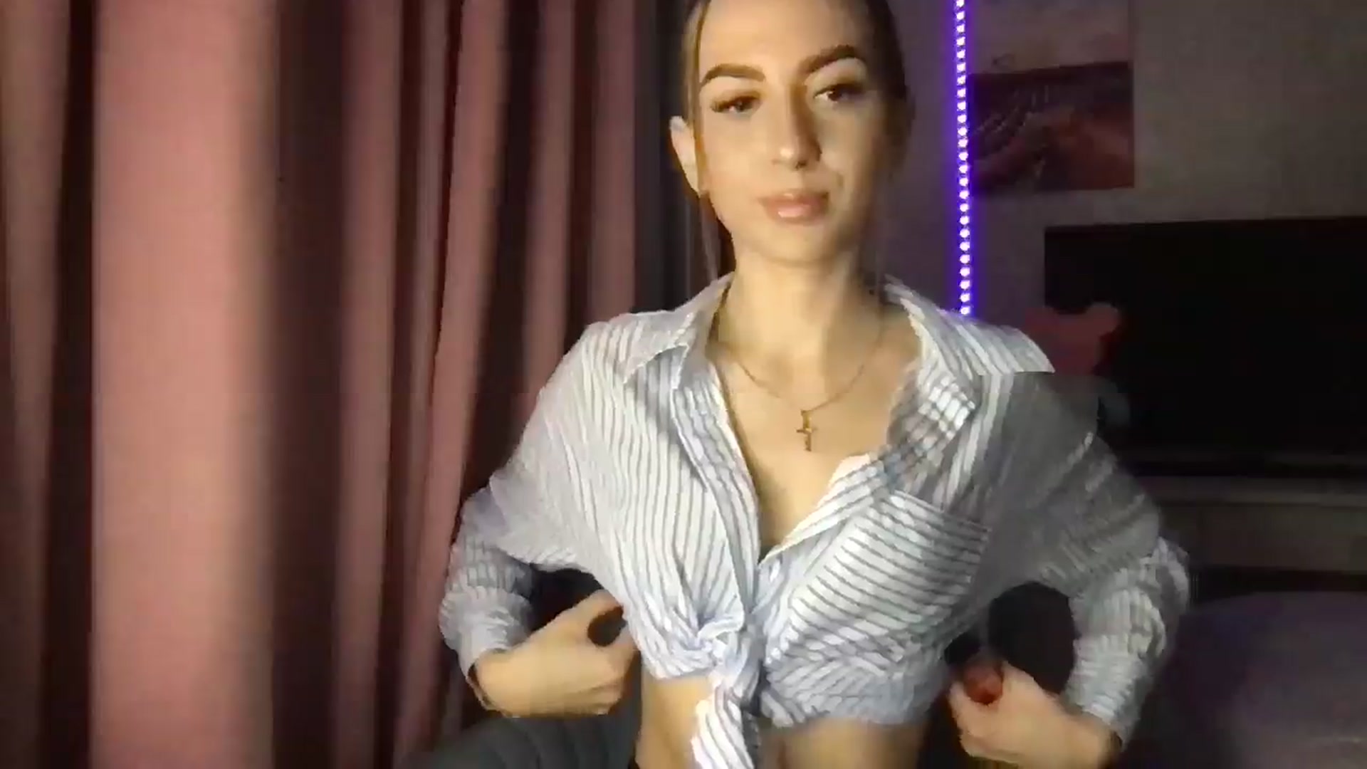Gallery image thumbnail from Milla_'s myfreecams stream on, 01/30/2026, 17:26 image 15 of 20