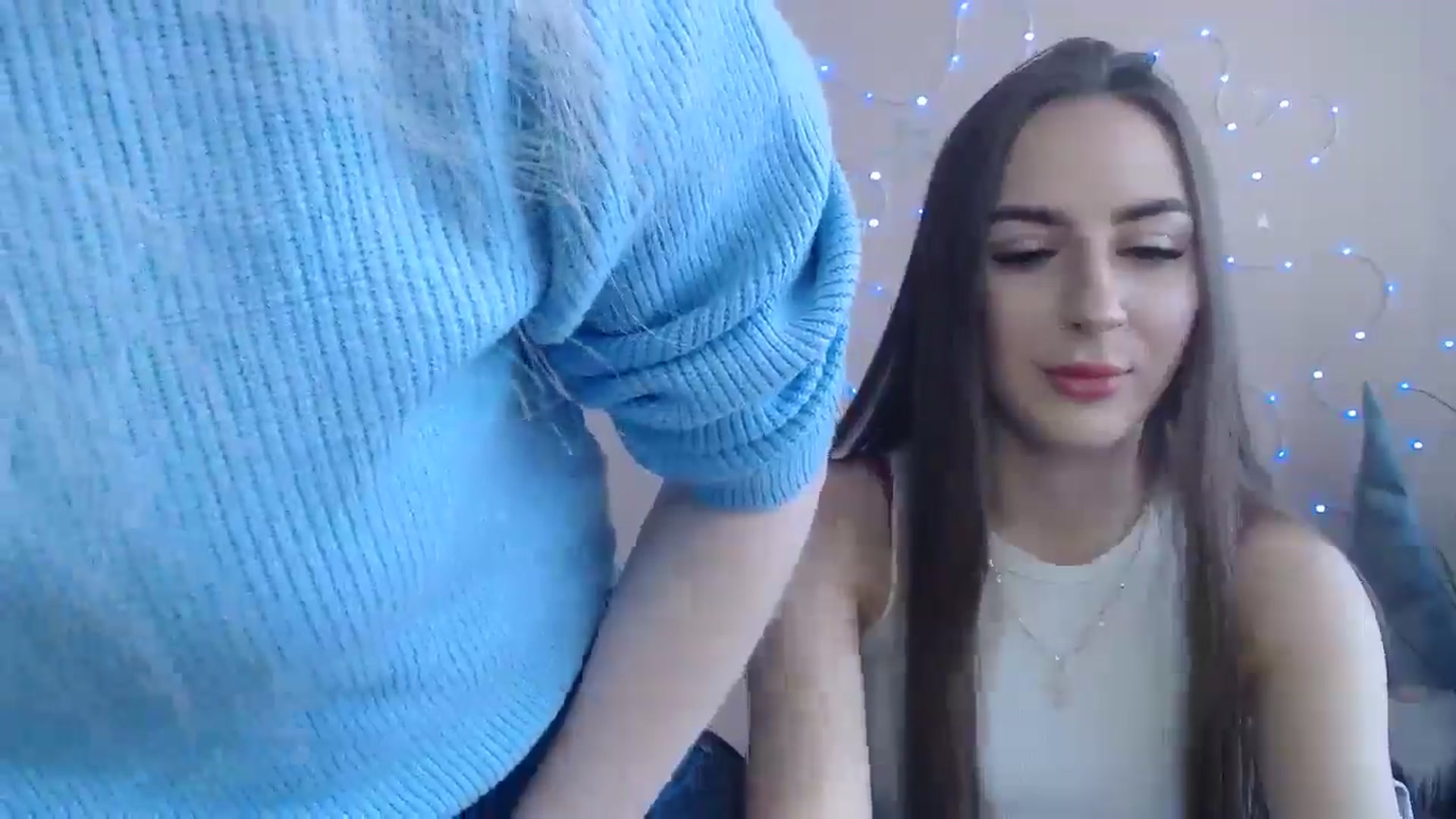 Gallery image thumbnail from Milla_'s myfreecams stream on, 04/22/2026, 13:55 image 3 of 20