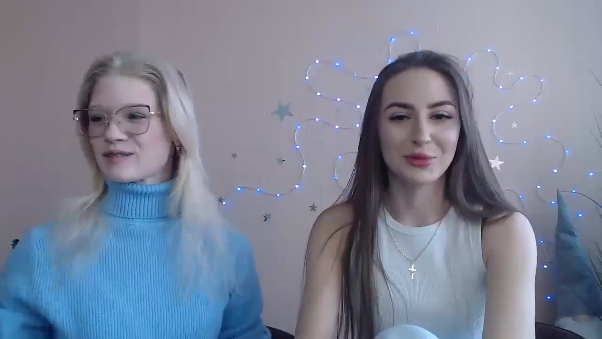 Gallery image thumbnail from Milla_'s myfreecams stream on, 04/22/2026, 13:55 image 11 of 20