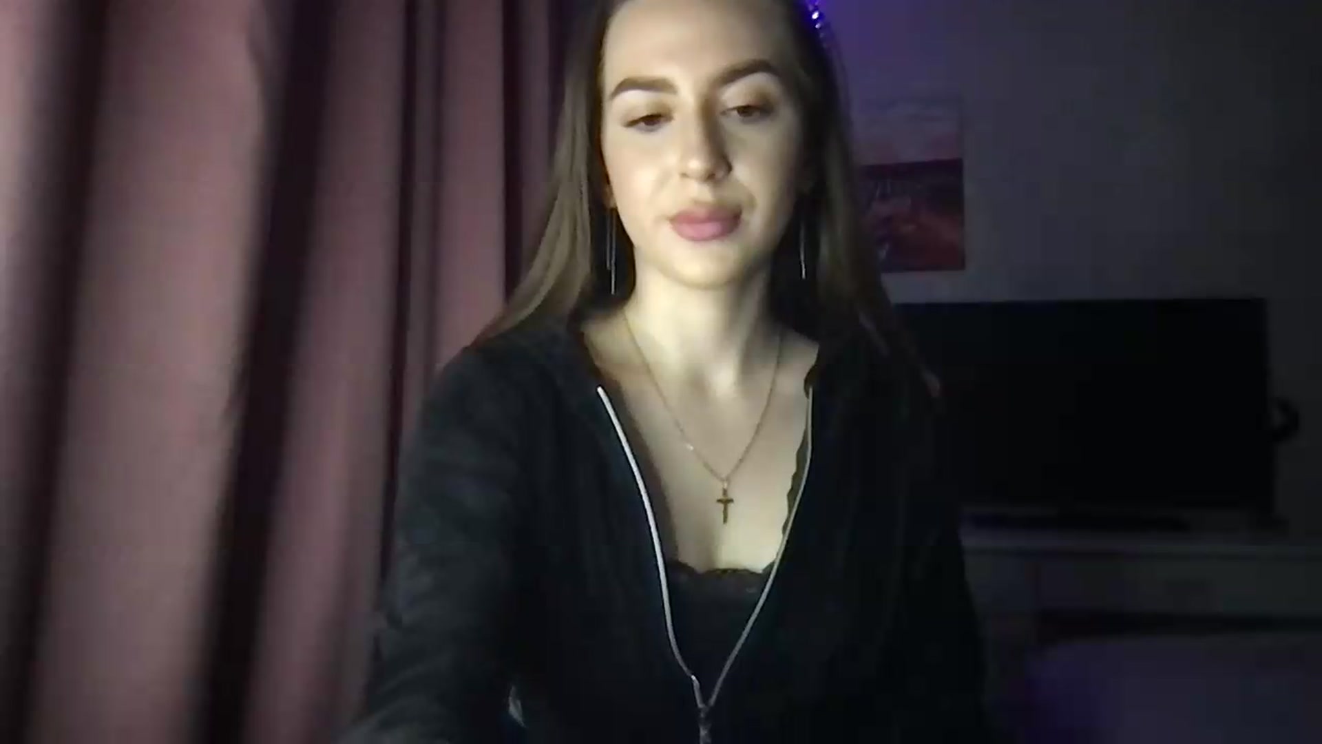 Gallery image thumbnail from Milla_'s myfreecams stream on, 05/18/2026, 20:15 image 8 of 20