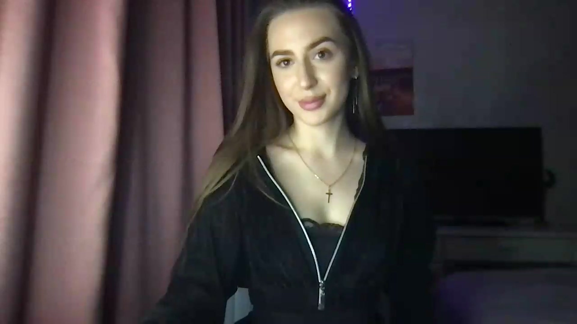 Gallery image thumbnail from Milla_'s myfreecams stream on, 05/18/2026, 20:15 image 14 of 20