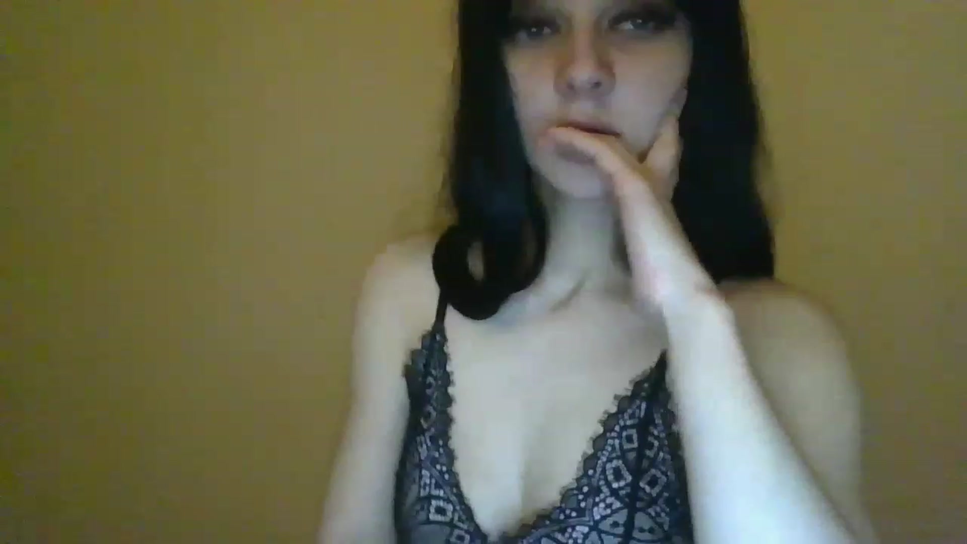 Gallery image thumbnail from Millana_light's myfreecams stream on, 03/31/2023, 17:43 image 14 of 20