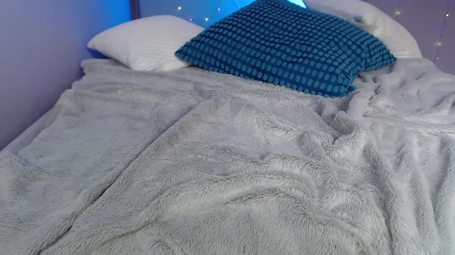 Gallery image thumbnail from MillieBrooks's myfreecams stream on, 02/13/2023, 21:42 image 13 of 20