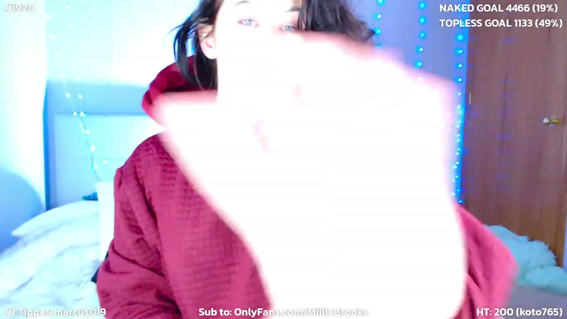 Gallery image thumbnail from MillieBrooks's myfreecams stream on, 05/01/2023, 04:40 image 15 of 20