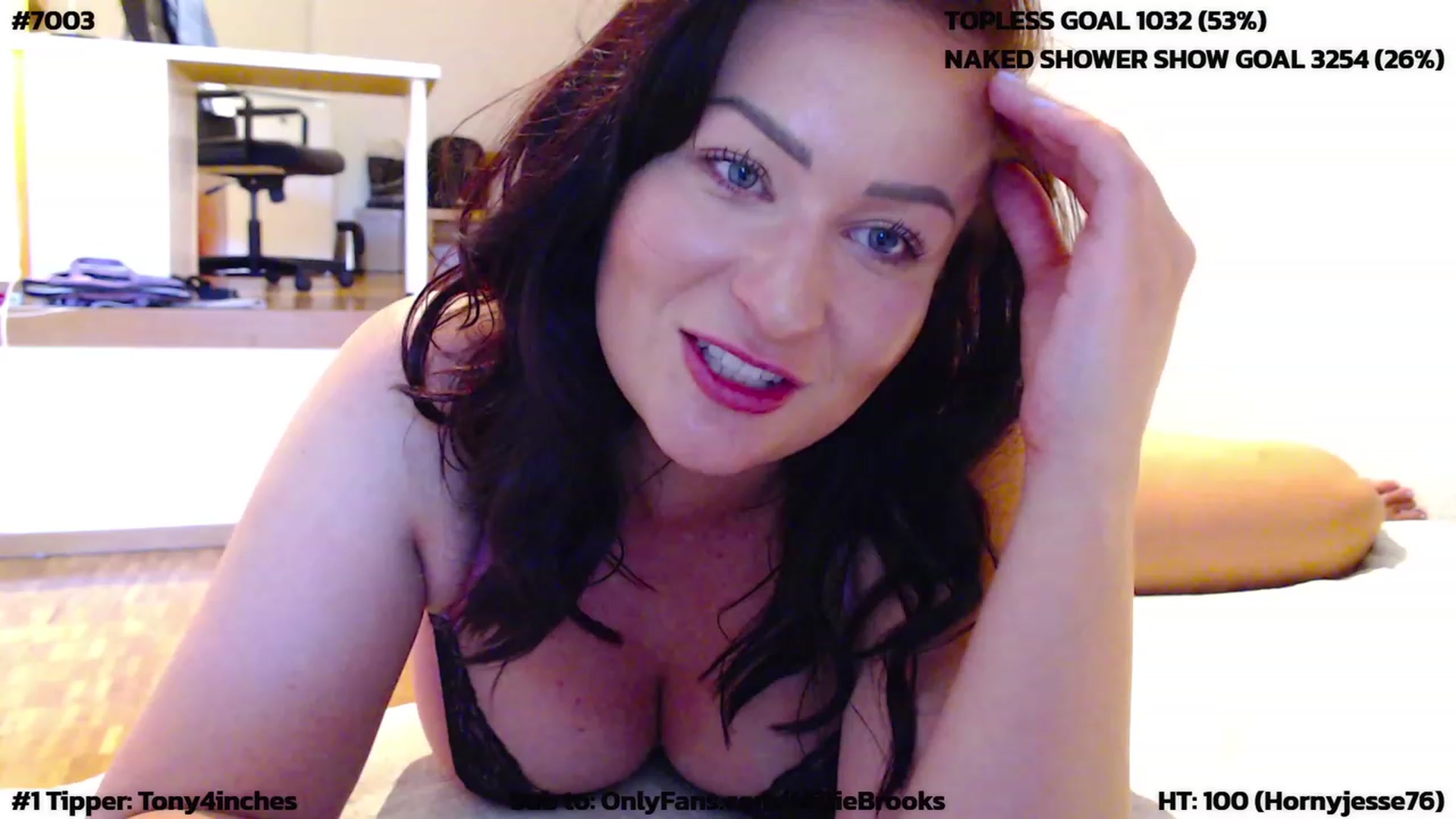 Gallery image thumbnail from MillieBrooks's myfreecams stream on, 06/10/2023, 16:53 image 12 of 20