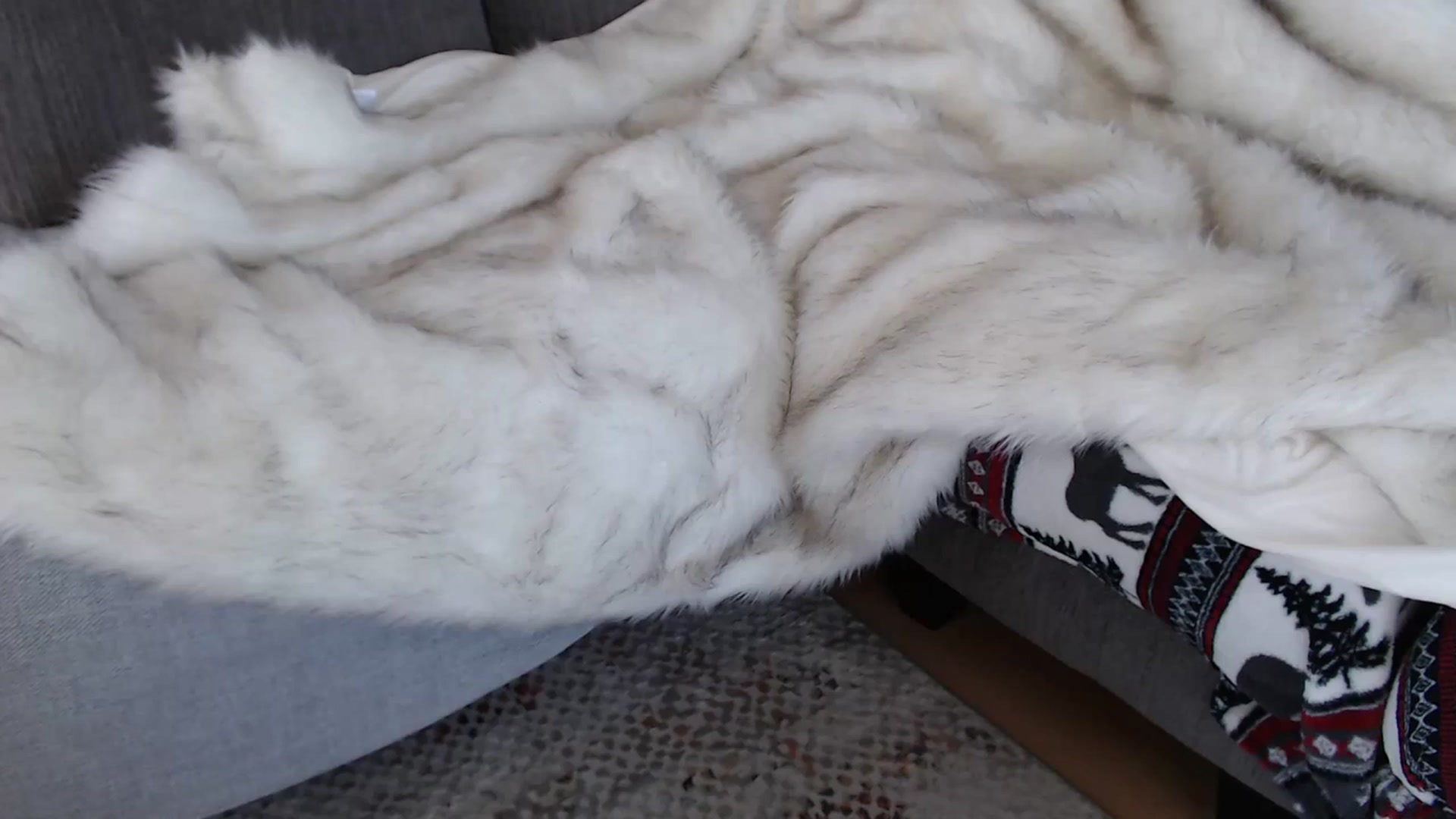 Gallery image thumbnail from MillieBrooks's myfreecams stream on, 03/04/2024, 20:54 image 3 of 20