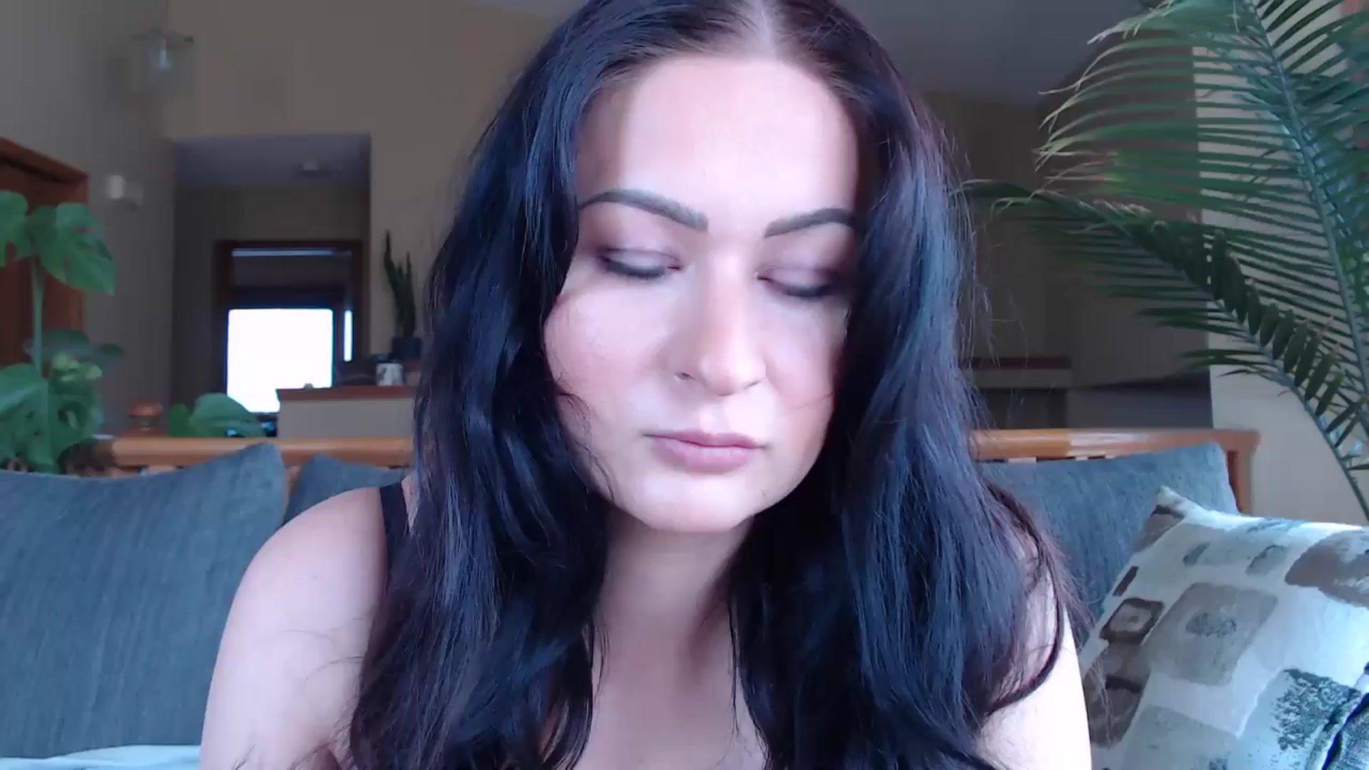 Gallery image thumbnail from MillieBrooks's myfreecams stream on, 05/08/2024, 17:51 image 1 of 20