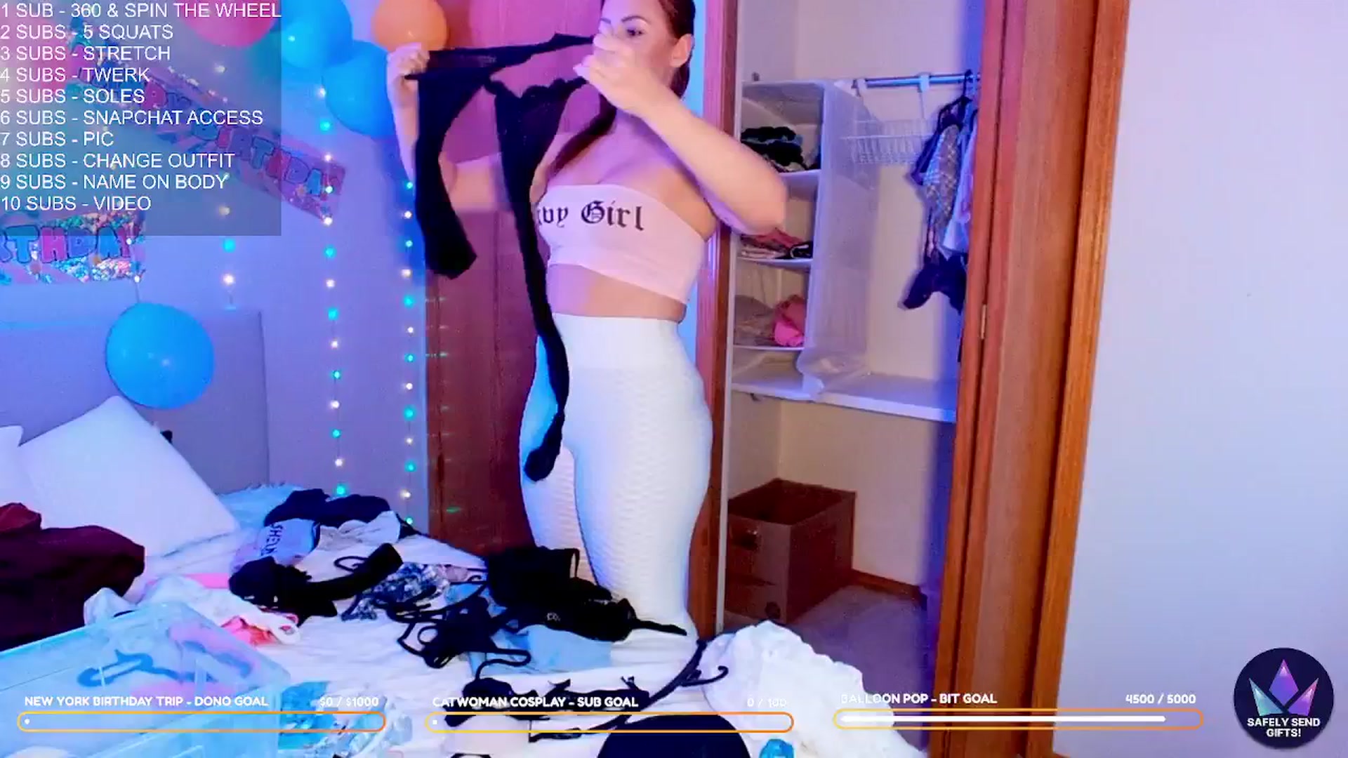 Gallery image thumbnail from MillieBrooks's myfreecams stream on, 06/17/2025, 23:17 image 7 of 20