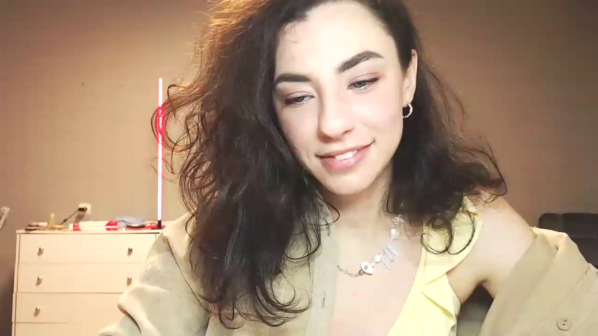 Gallery image thumbnail from Millla_Mi's myfreecams stream on, 12/18/2022, 23:42 image 15 of 20