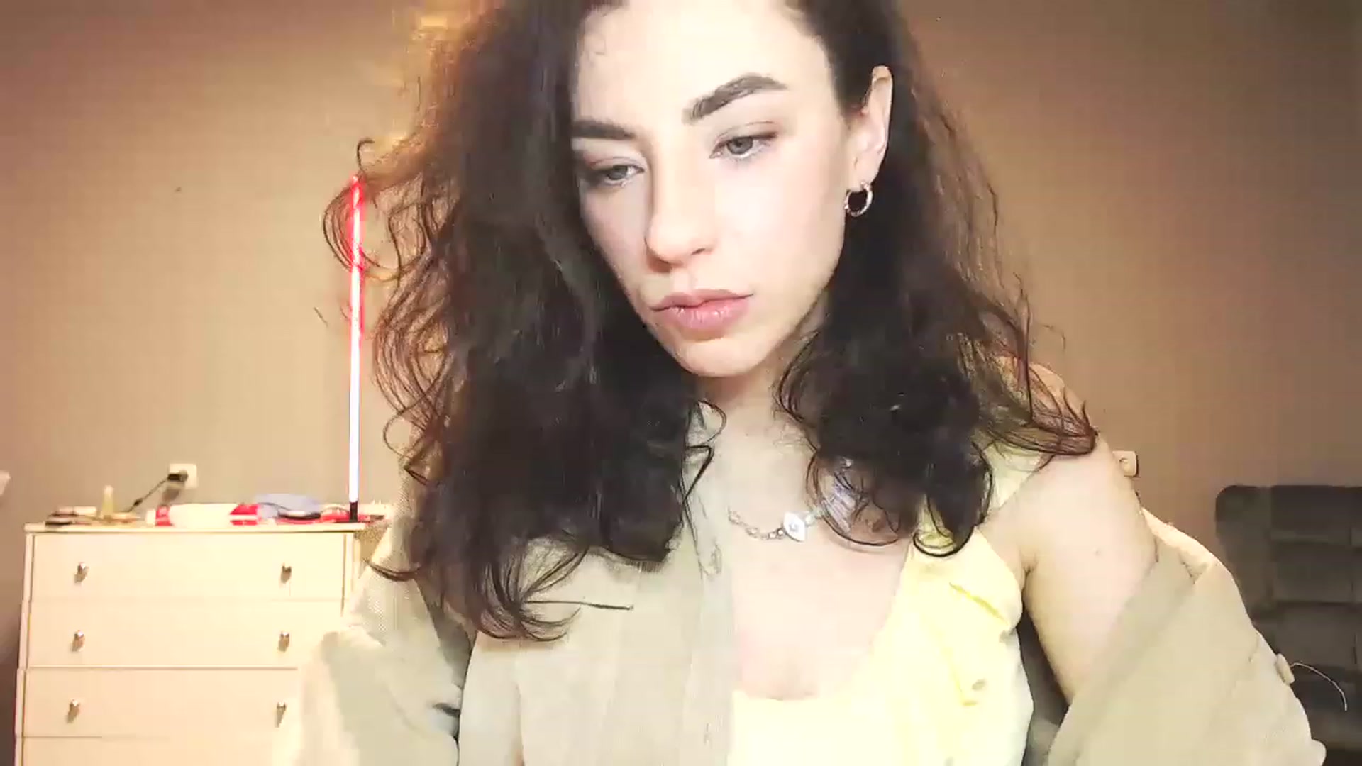 Gallery image thumbnail from Millla_Mi's myfreecams stream on, 12/18/2022, 23:42 image 18 of 20
