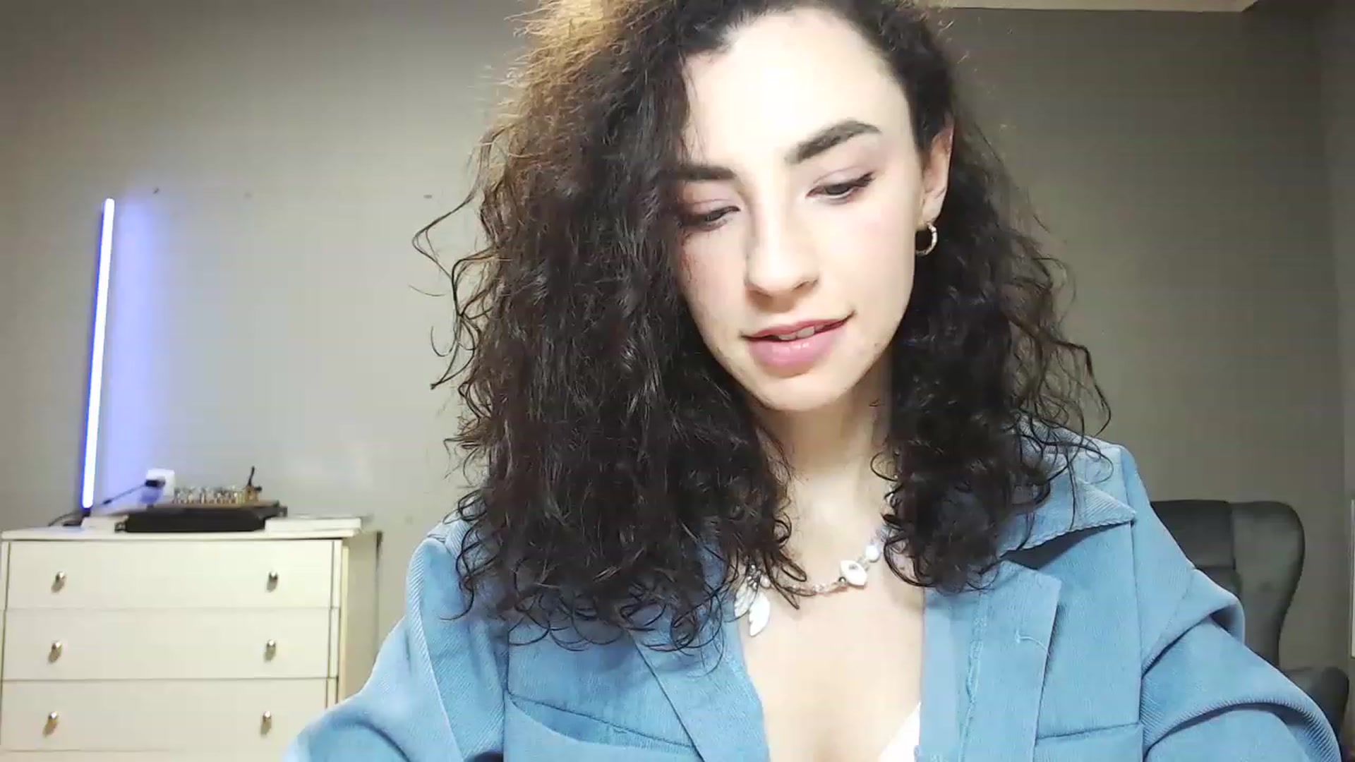 Gallery image thumbnail from Millla_Mi's myfreecams stream on, 01/19/2023, 21:26 image 1 of 20
