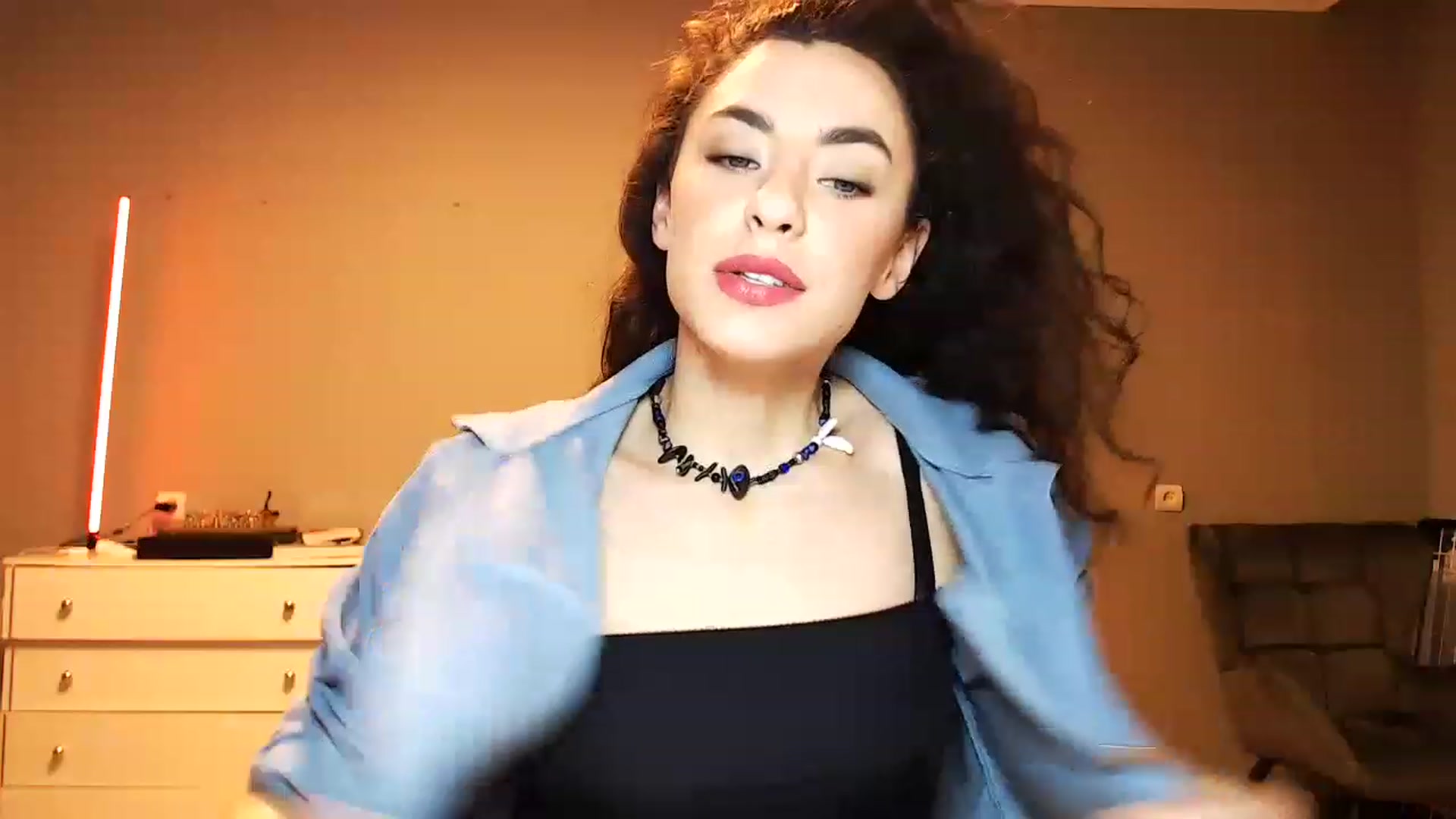 Gallery image thumbnail from Millla_Mi's myfreecams stream on, 01/22/2023, 19:26 image 14 of 20
