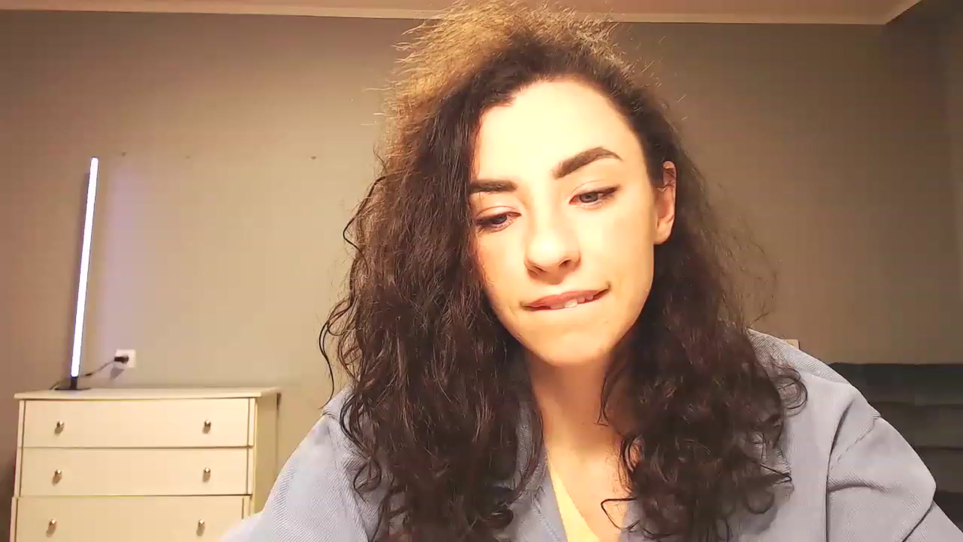 Gallery image thumbnail from Millla_Mi's myfreecams stream on, 01/28/2023, 19:52 image 16 of 20