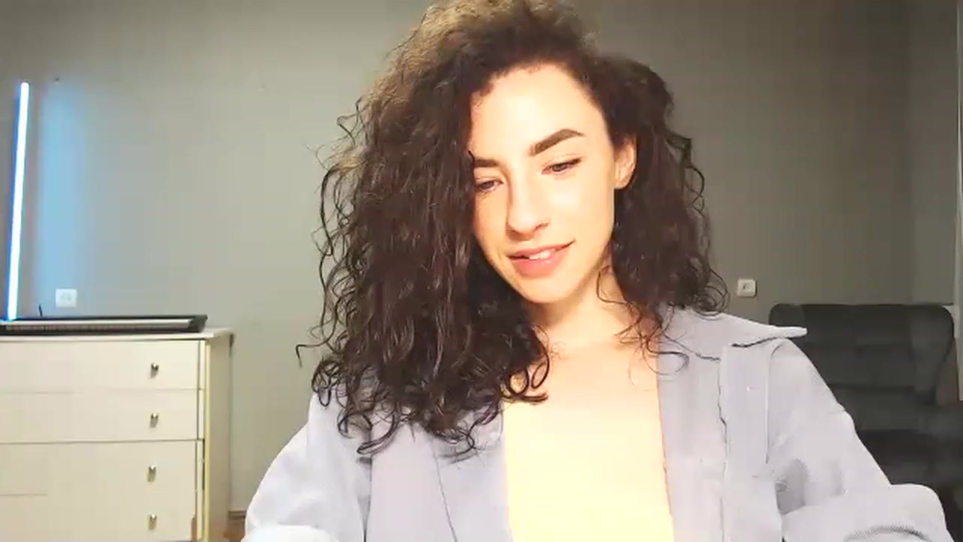 Gallery image thumbnail from Millla_Mi's myfreecams stream on, 01/29/2023, 21:44 image 15 of 20