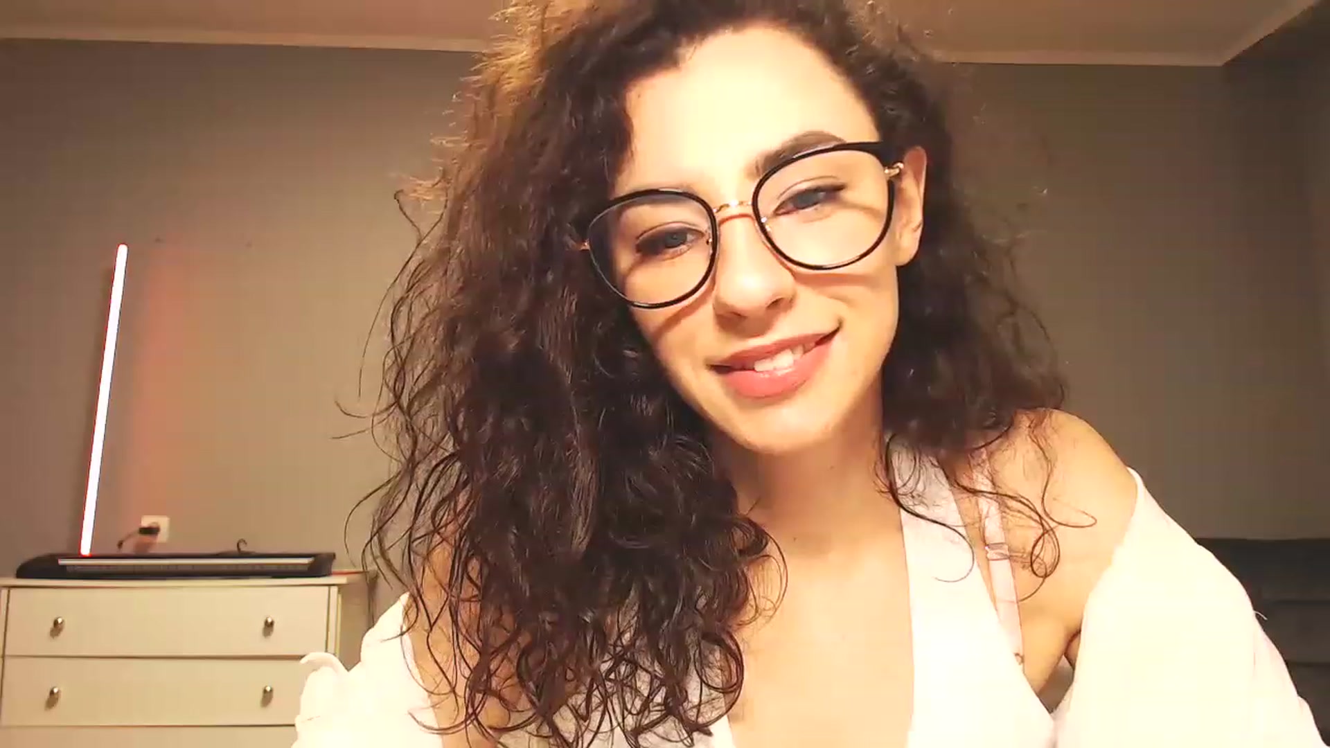Gallery image thumbnail from Millla_Mi's myfreecams stream on, 02/05/2023, 14:43 image 13 of 20