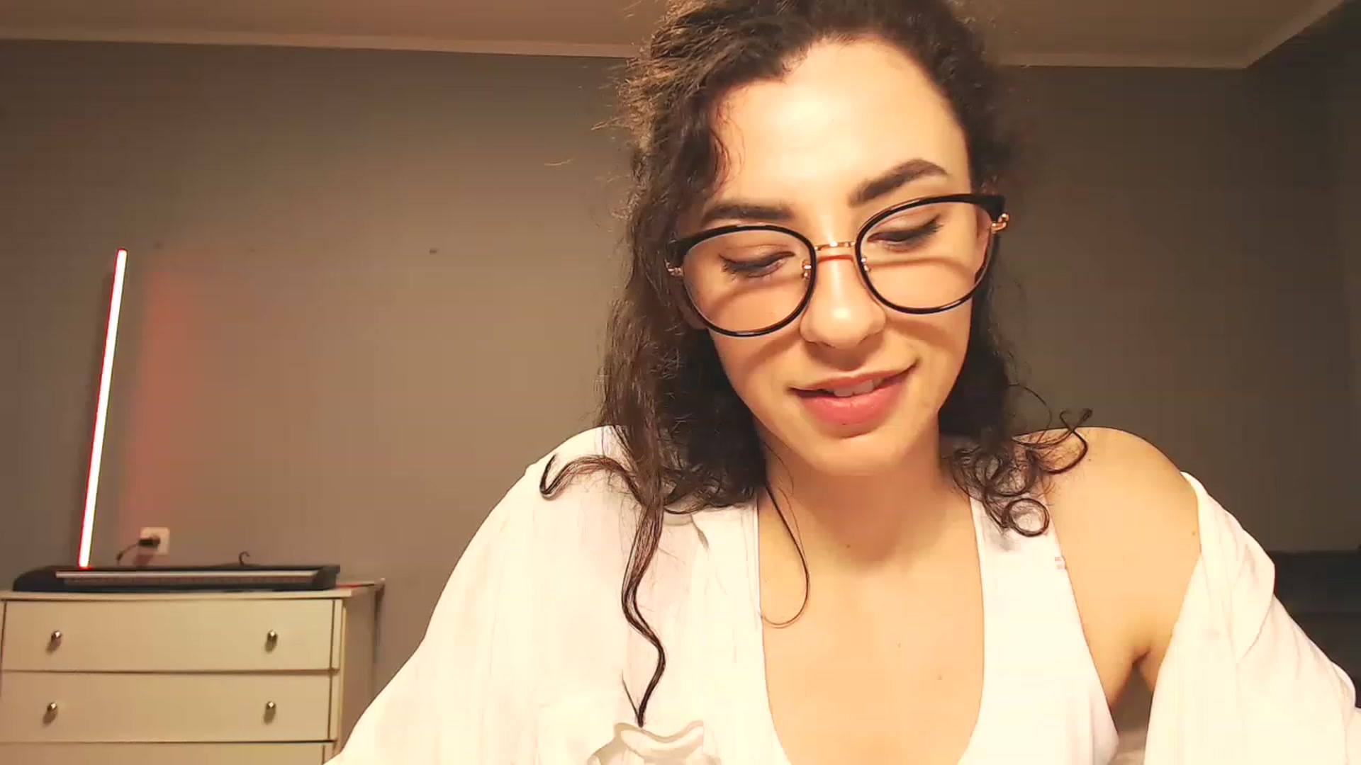 Gallery image thumbnail from Millla_Mi's myfreecams stream on, 02/05/2023, 15:22 image 4 of 20