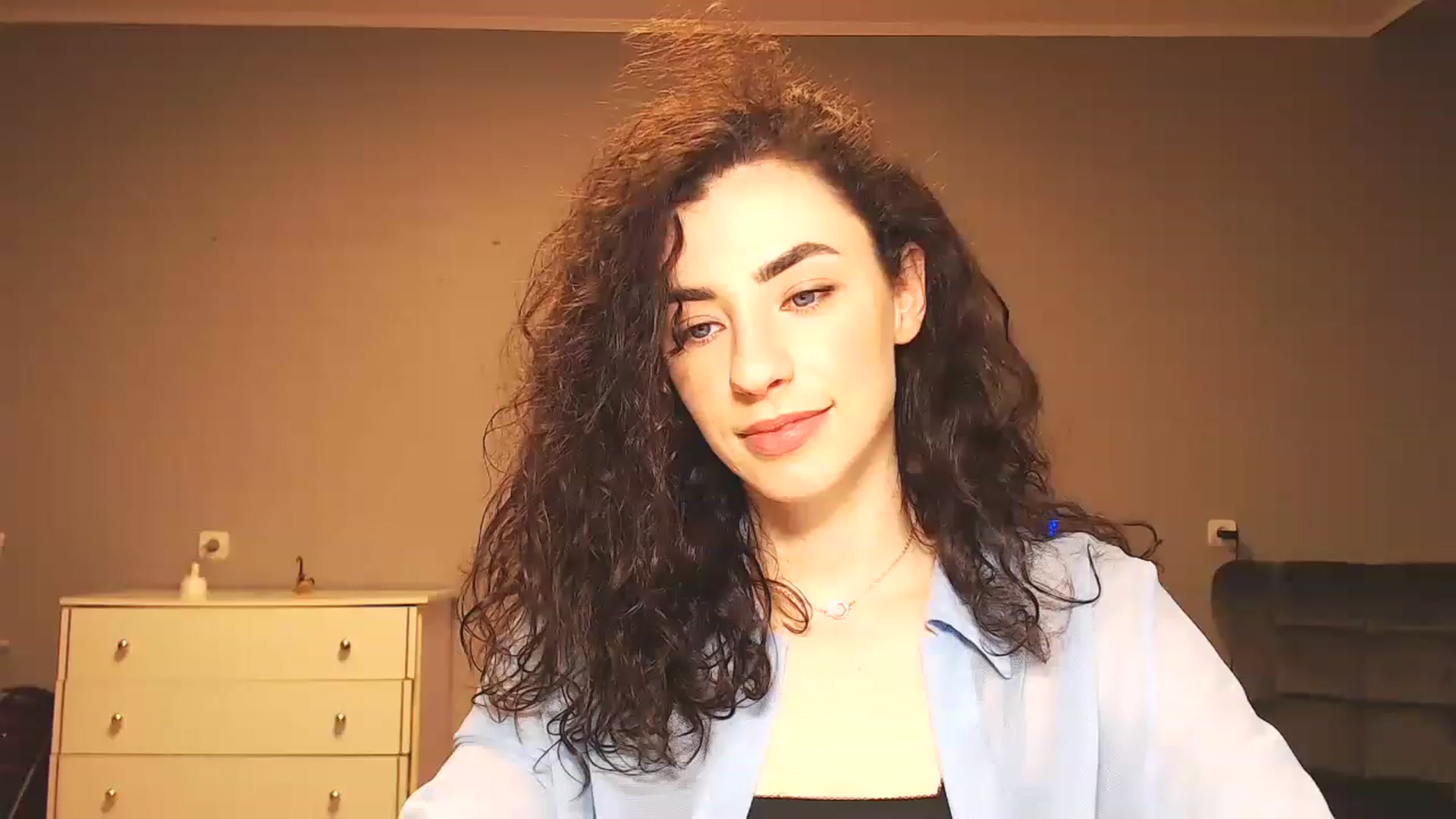Gallery image thumbnail from Millla_Mi's myfreecams stream on, 02/19/2023, 20:01 image 17 of 20