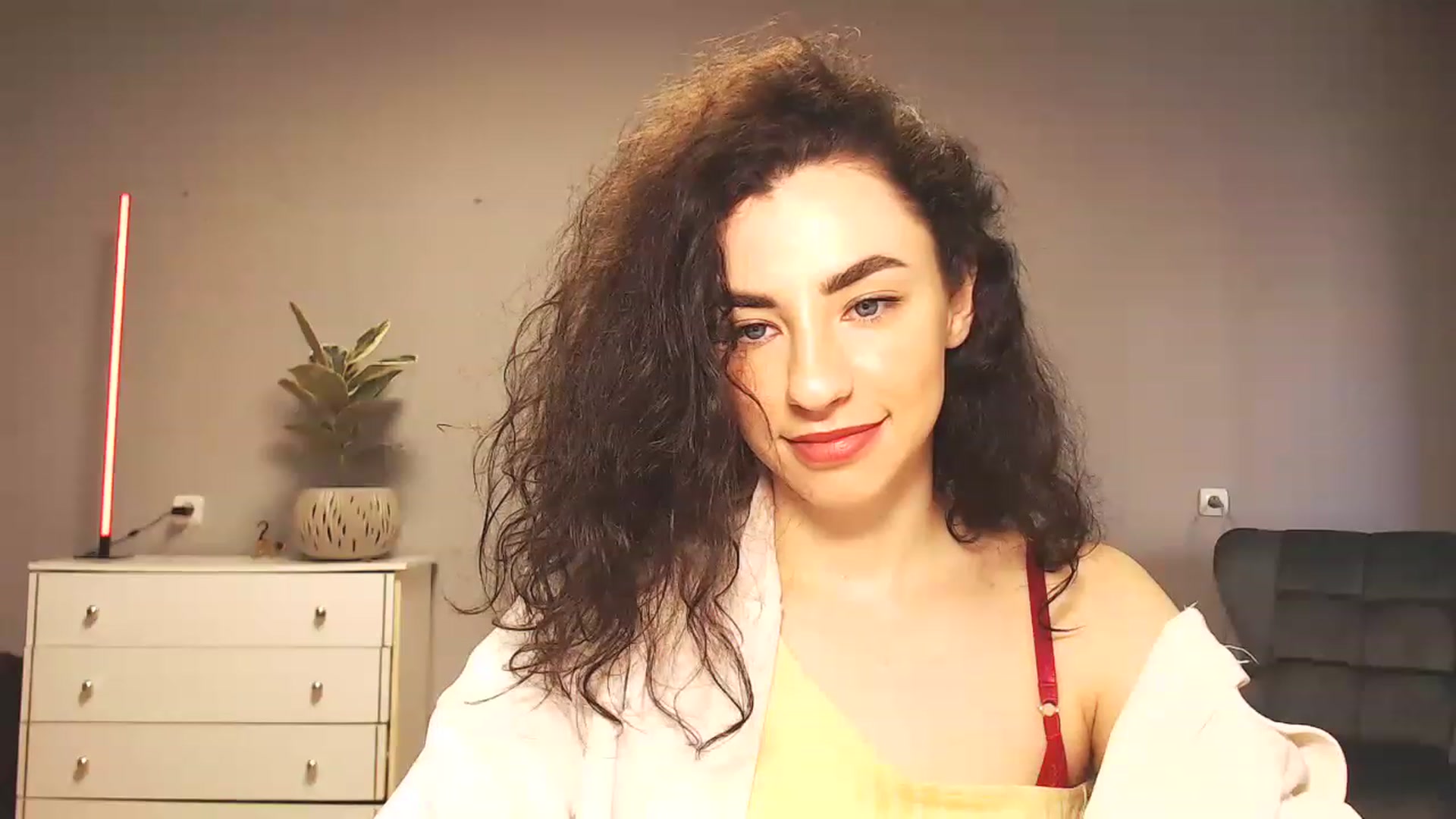 Gallery image thumbnail from Millla_Mi's myfreecams stream on, 03/12/2023, 09:03 image 18 of 20
