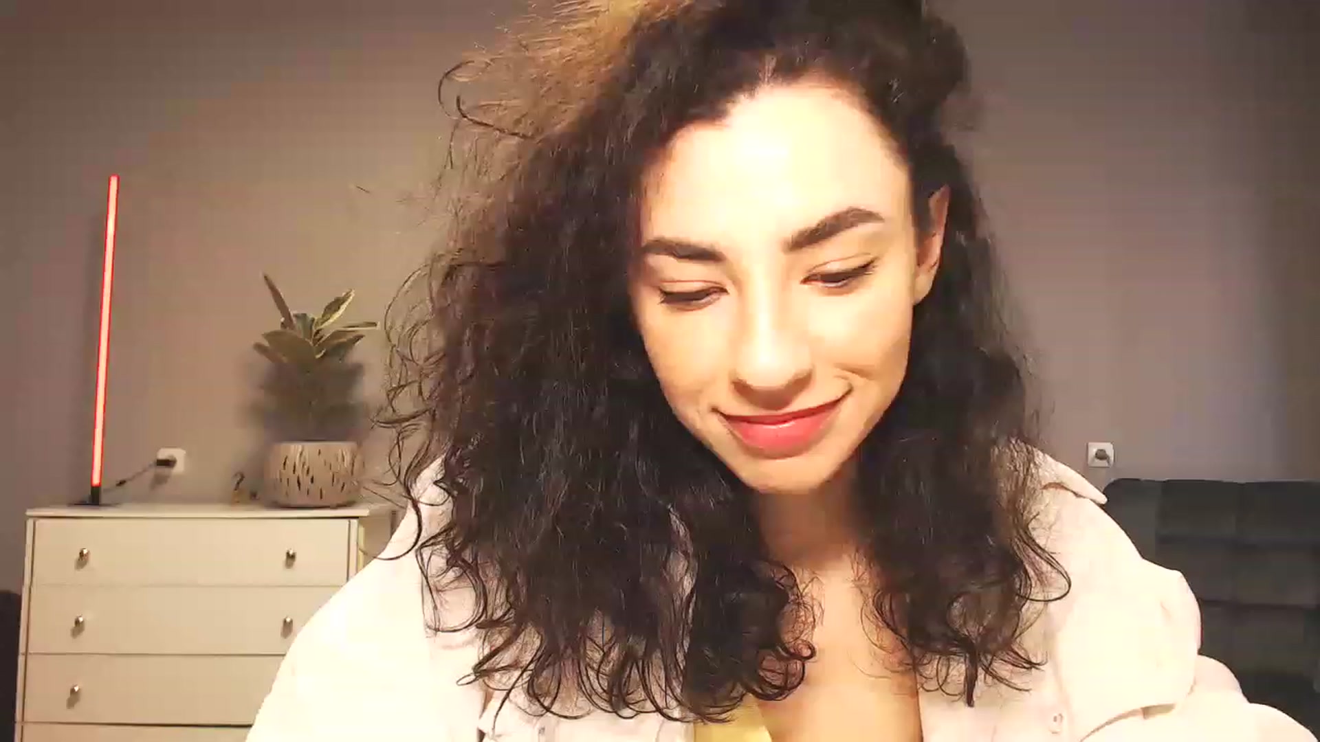 Gallery image thumbnail from Millla_Mi's myfreecams stream on, 03/12/2023, 09:03 image 13 of 20