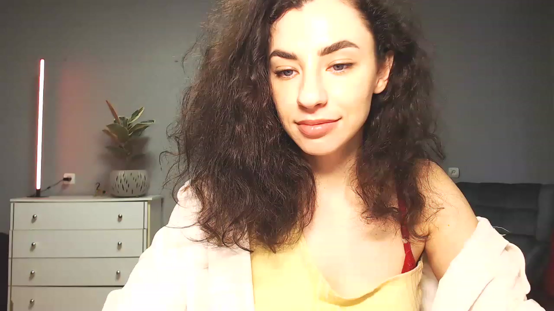 Gallery image thumbnail from Millla_Mi's myfreecams stream on, 03/12/2023, 15:56 image 2 of 20