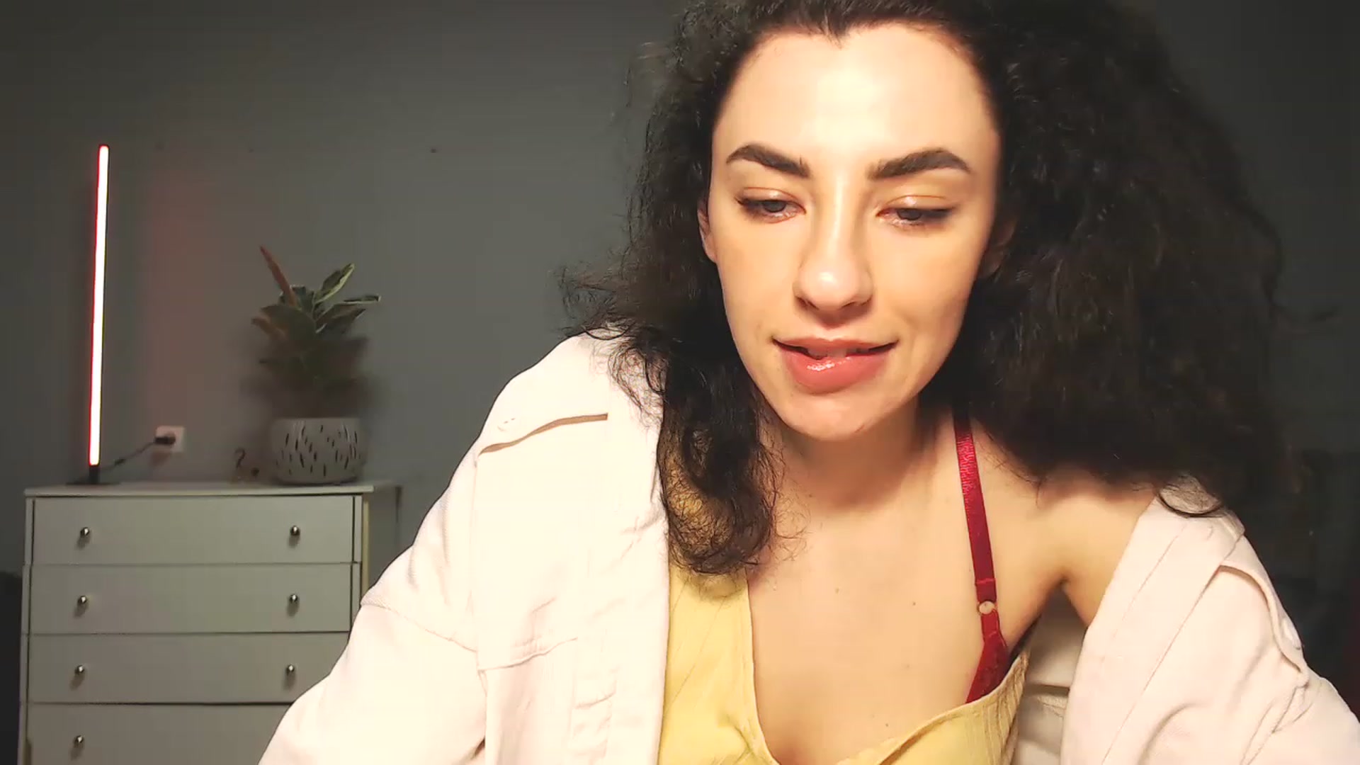 Gallery image thumbnail from Millla_Mi's myfreecams stream on, 03/12/2023, 15:56 image 3 of 20