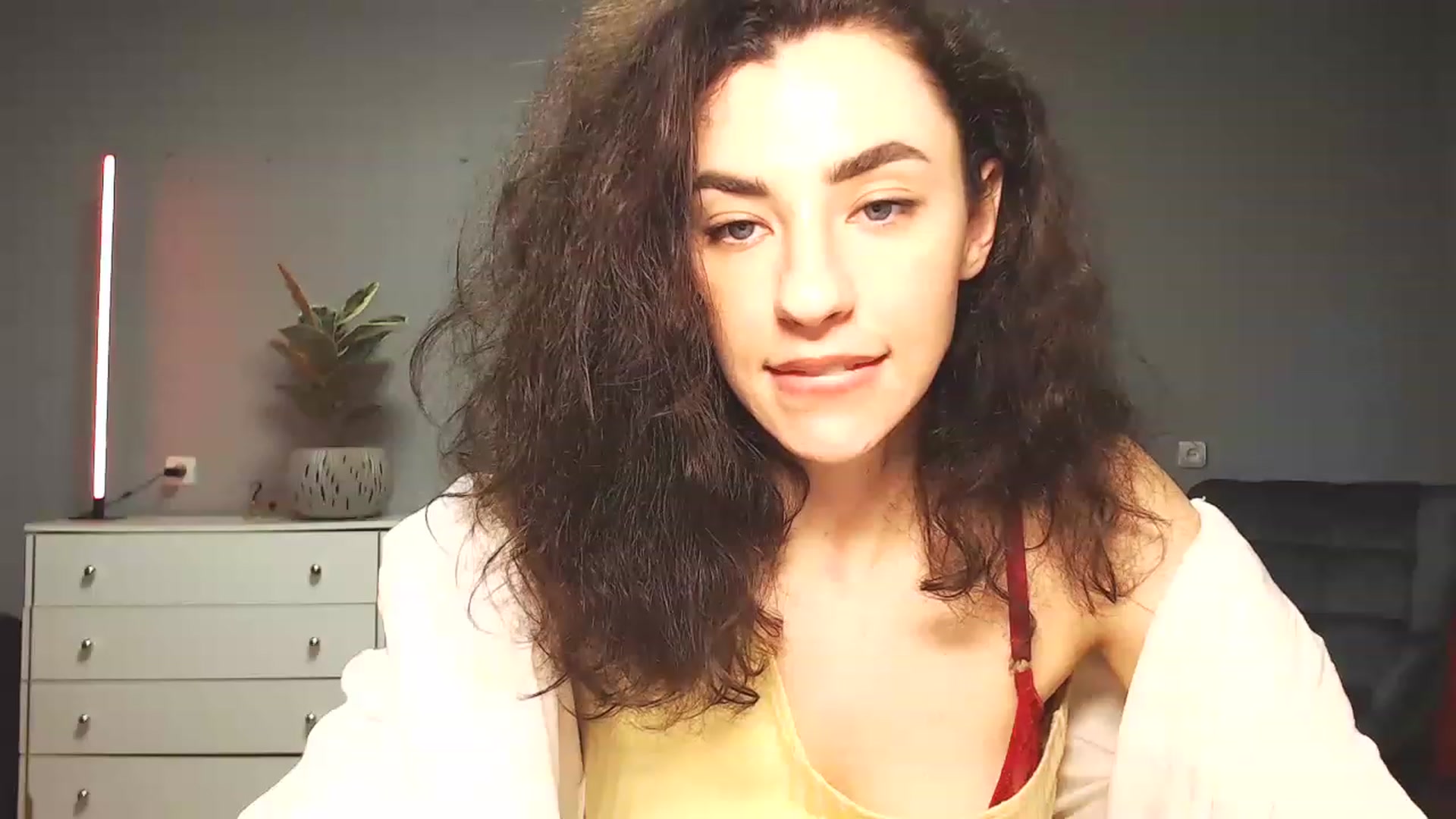 Gallery image thumbnail from Millla_Mi's myfreecams stream on, 03/12/2023, 15:56 image 14 of 20