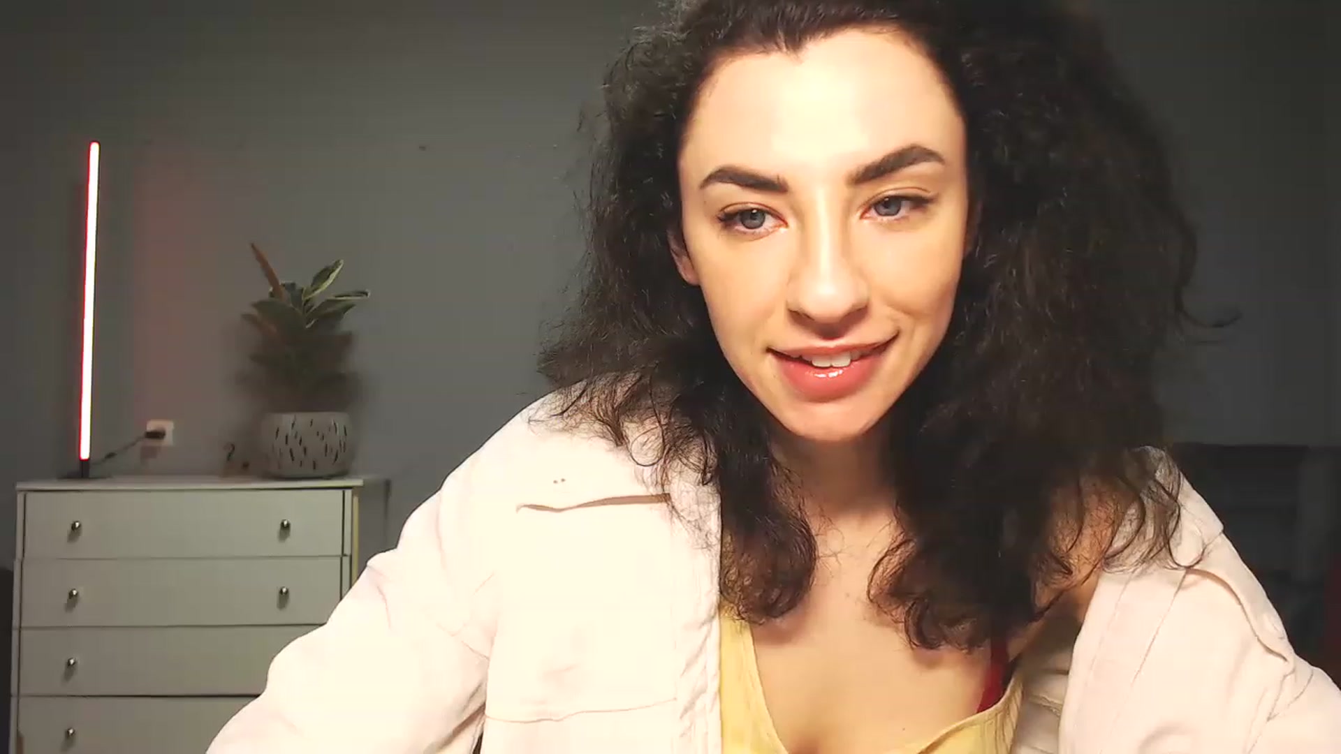 Gallery image thumbnail from Millla_Mi's myfreecams stream on, 03/12/2023, 15:56 image 5 of 20