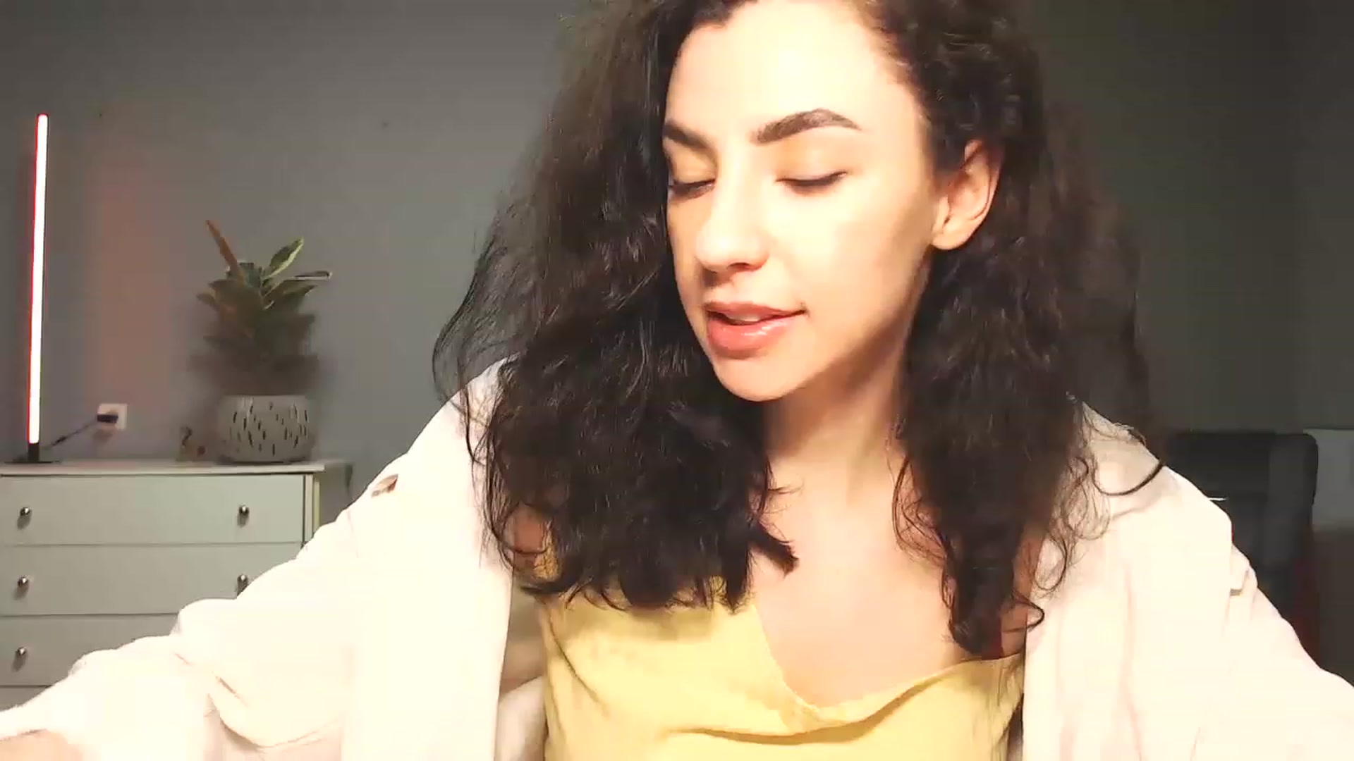 Gallery image thumbnail from Millla_Mi's myfreecams stream on, 03/12/2023, 19:23 image 5 of 20