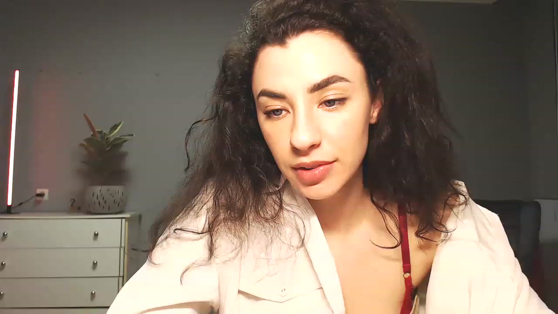 Gallery image thumbnail from Millla_Mi's myfreecams stream on, 03/12/2023, 19:23 image 10 of 20