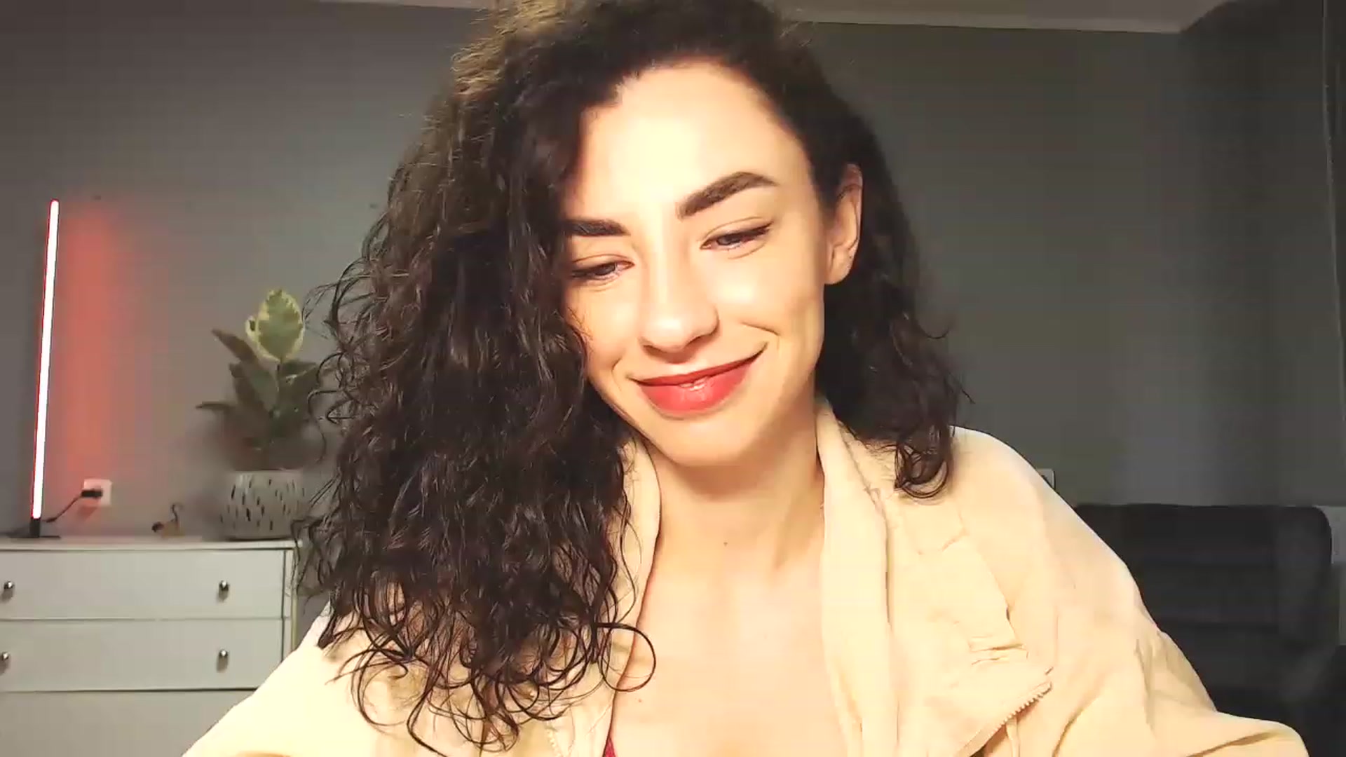 Gallery image thumbnail from Millla_Mi's myfreecams stream on, 03/19/2023, 07:45 image 3 of 20