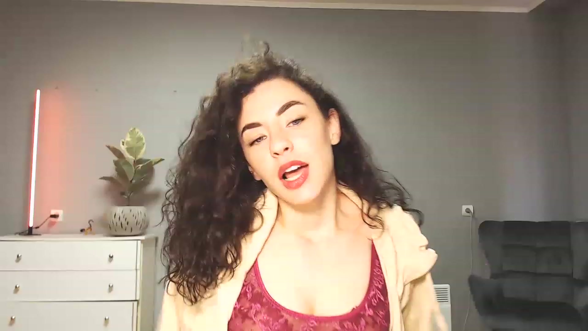 Gallery image thumbnail from Millla_Mi's myfreecams stream on, 03/19/2023, 07:45 image 6 of 20