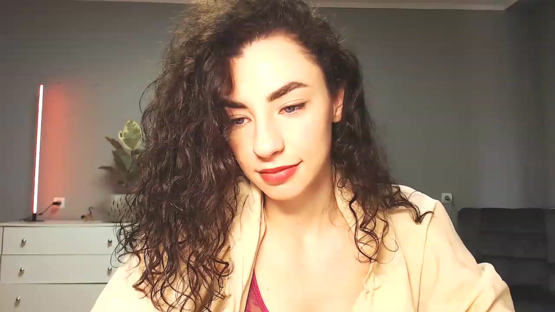 Gallery image thumbnail from Millla_Mi's myfreecams stream on, 03/19/2023, 07:45 image 17 of 20