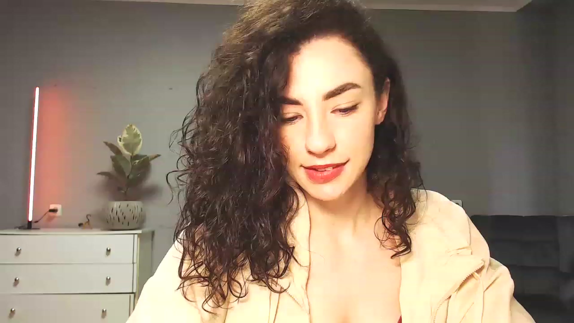 Gallery image thumbnail from Millla_Mi's myfreecams stream on, 03/19/2023, 07:45 image 8 of 20