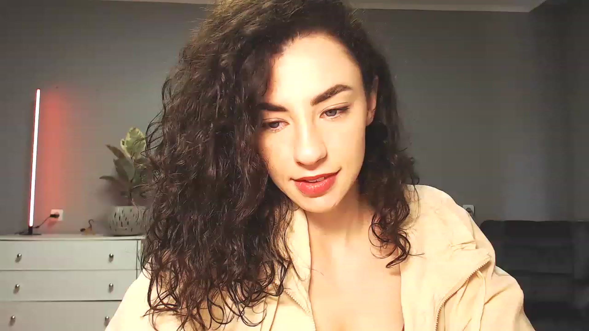 Gallery image thumbnail from Millla_Mi's myfreecams stream on, 03/19/2023, 07:45 image 7 of 20