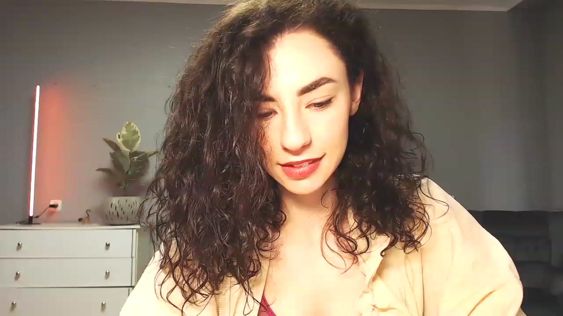 Gallery image thumbnail from Millla_Mi's myfreecams stream on, 03/19/2023, 07:45 image 14 of 20