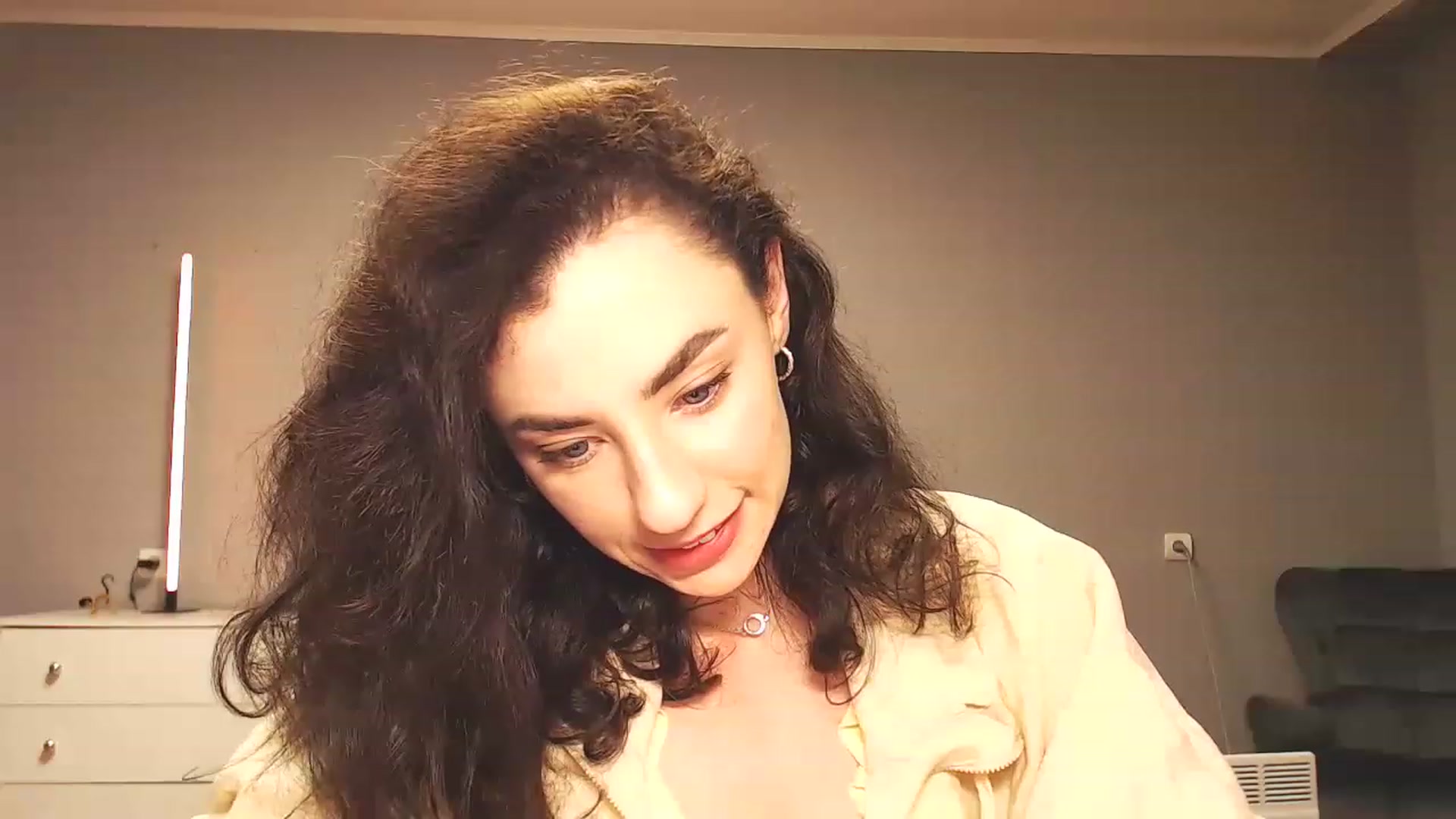 Gallery image thumbnail from Millla_Mi's myfreecams stream on, 03/25/2023, 21:31 image 2 of 20