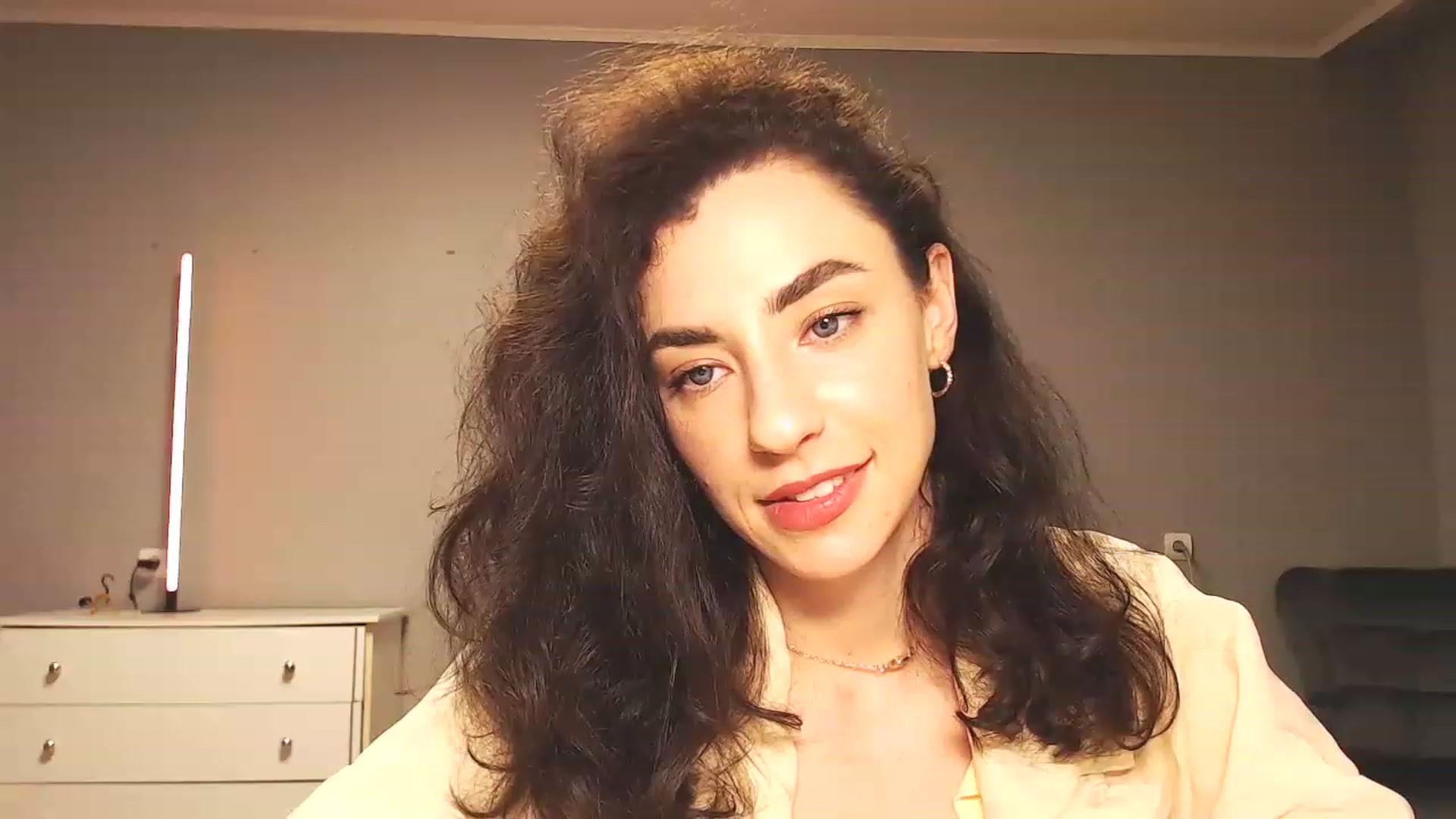 Gallery image thumbnail from Millla_Mi's myfreecams stream on, 03/25/2023, 21:31 image 10 of 20
