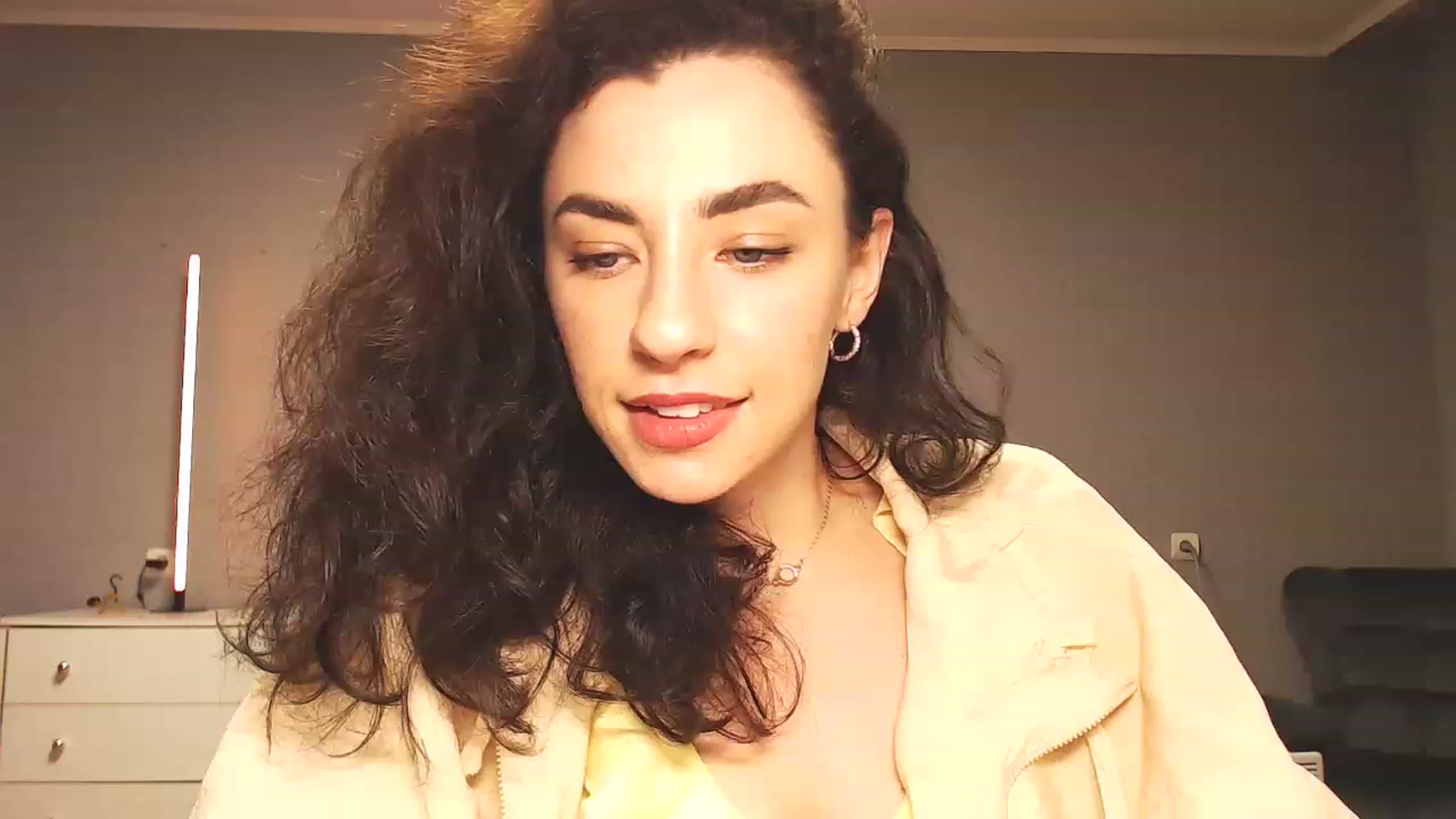 Gallery image thumbnail from Millla_Mi's myfreecams stream on, 03/25/2023, 21:31 image 17 of 20