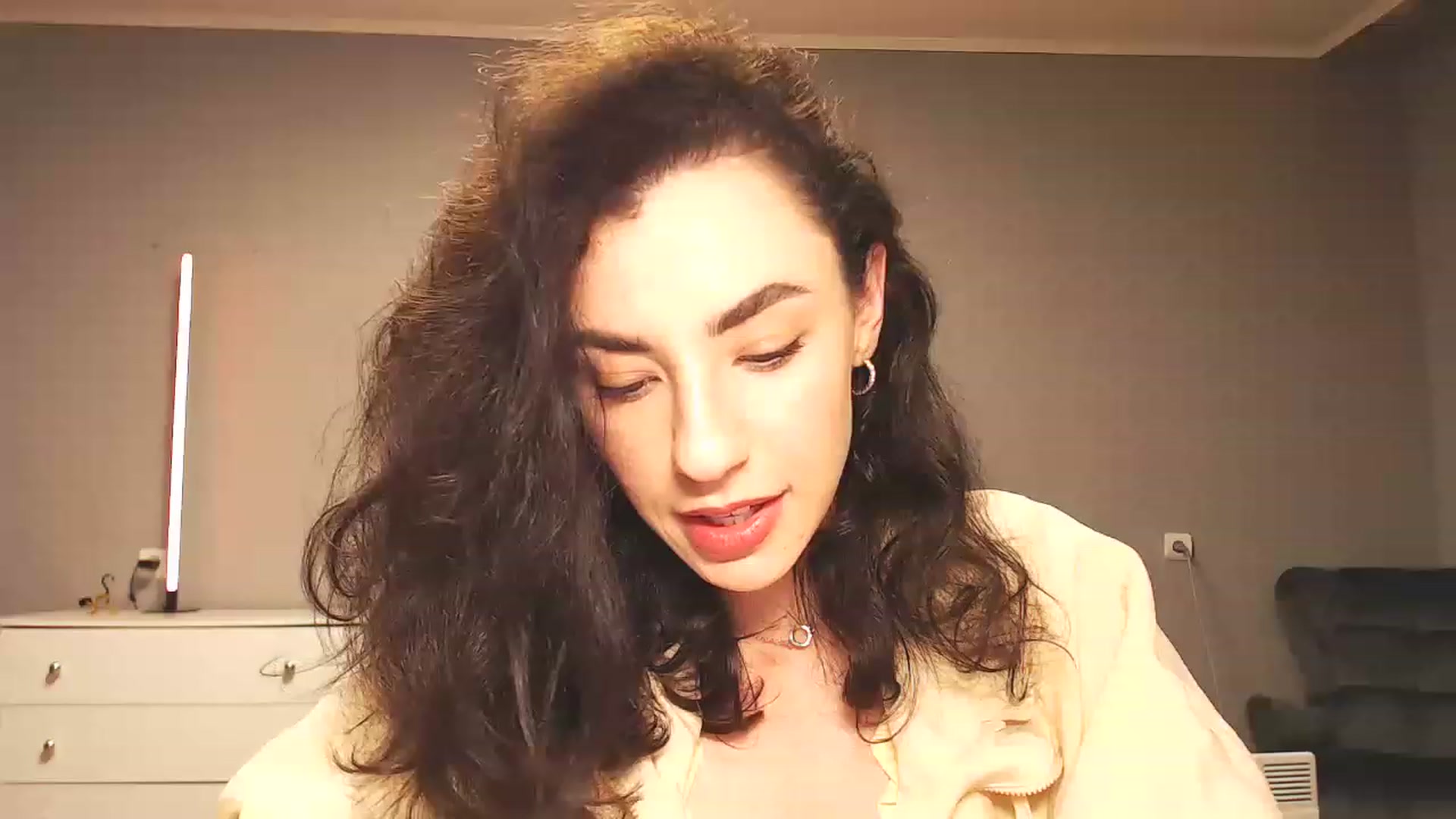 Gallery image thumbnail from Millla_Mi's myfreecams stream on, 03/25/2023, 21:31 image 3 of 20