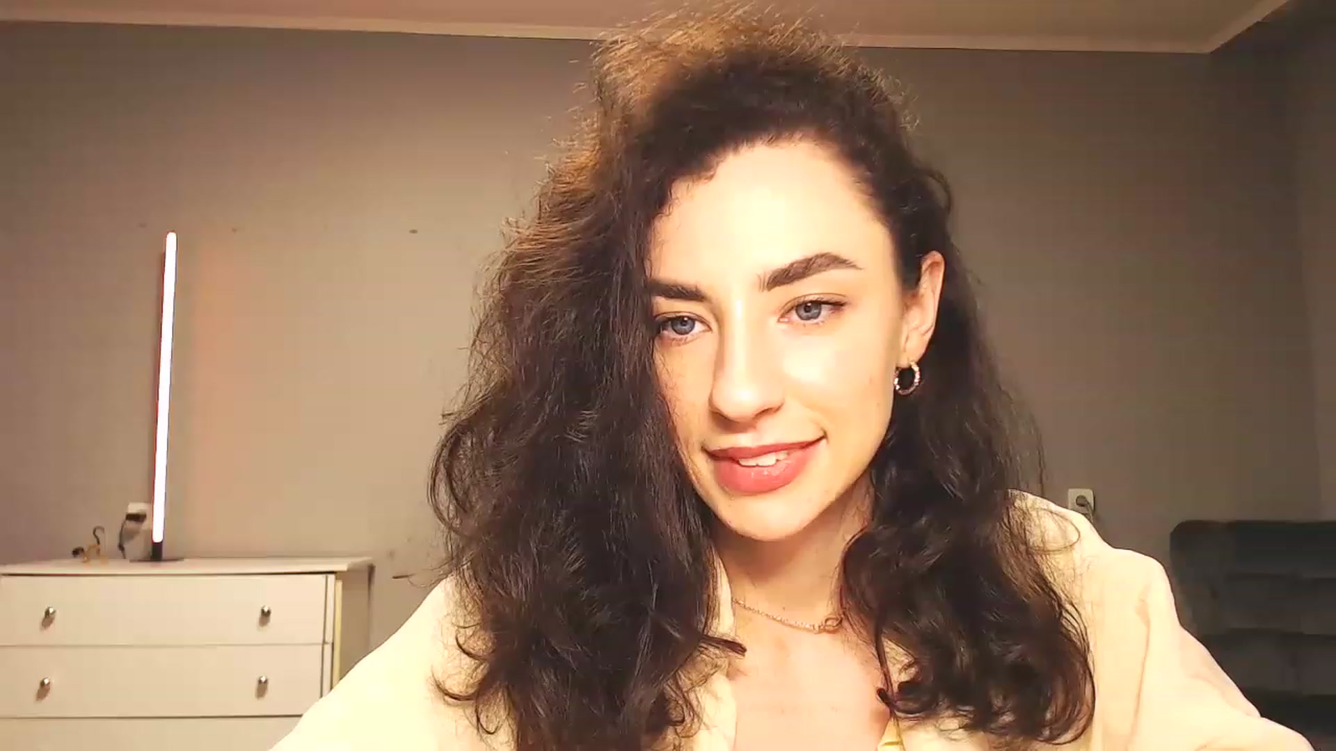 Gallery image thumbnail from Millla_Mi's myfreecams stream on, 03/25/2023, 21:31 image 12 of 20