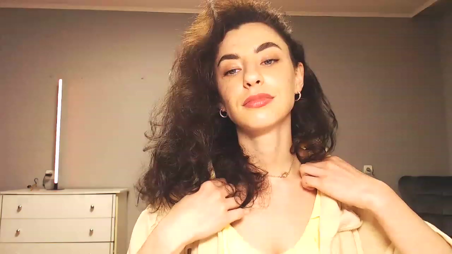Gallery image thumbnail from Millla_Mi's myfreecams stream on, 03/25/2023, 21:31 image 20 of 20