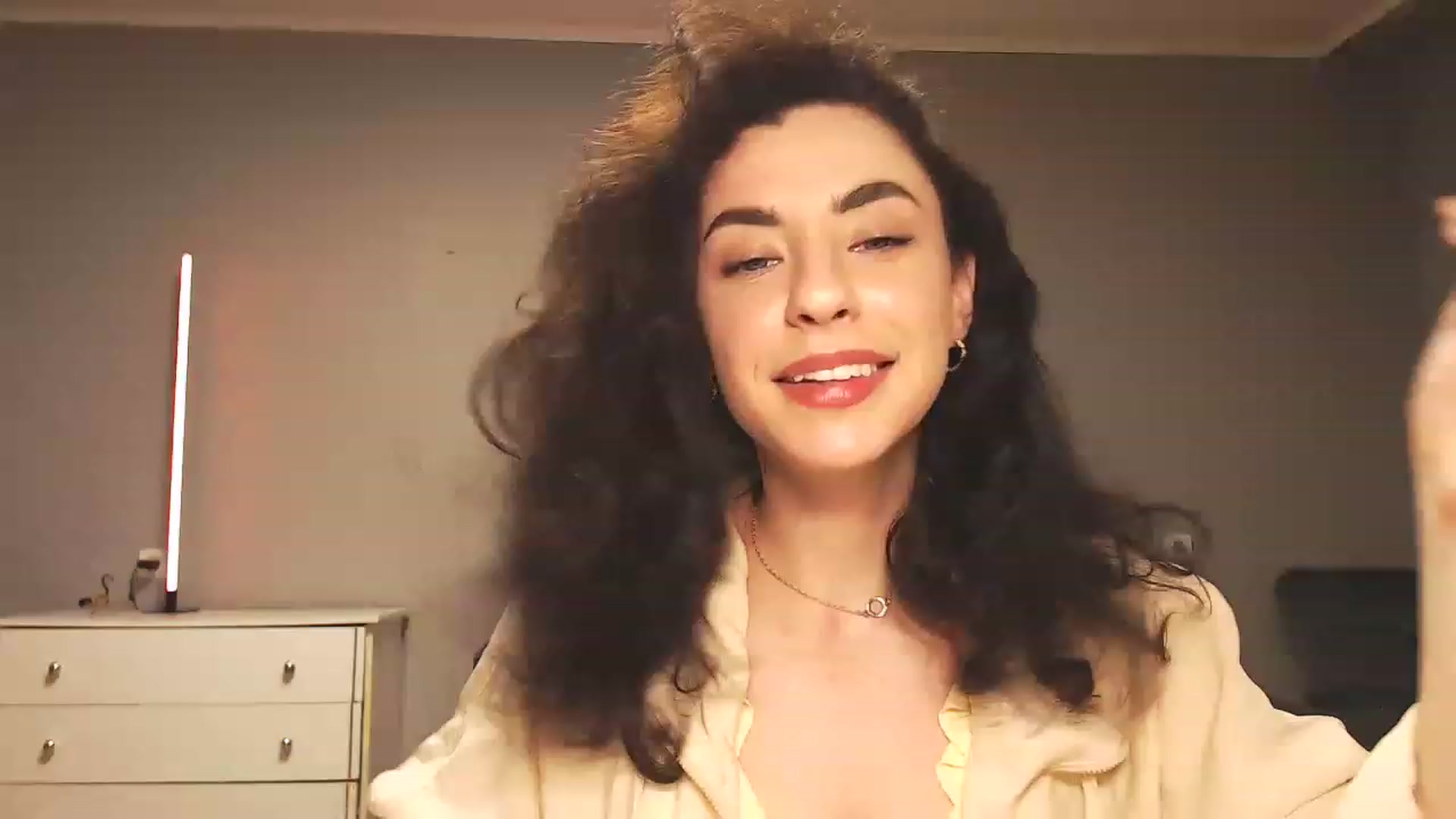 Gallery image thumbnail from Millla_Mi's myfreecams stream on, 03/25/2023, 21:31 image 4 of 20