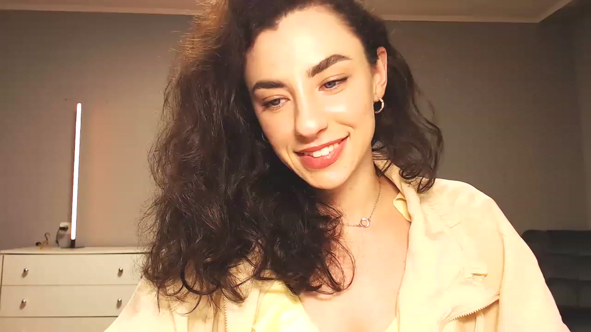 Gallery image thumbnail from Millla_Mi's myfreecams stream on, 03/25/2023, 21:31 image 19 of 20