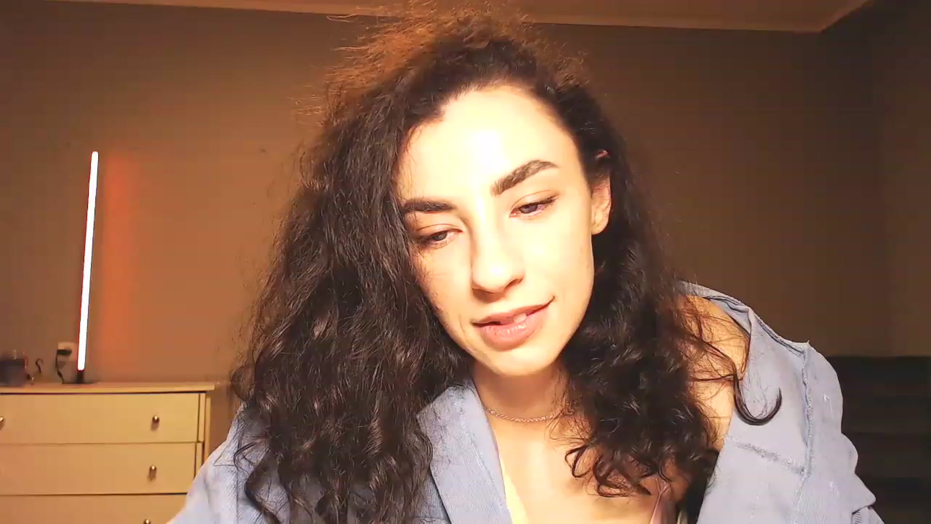 Gallery image thumbnail from Millla_Mi's myfreecams stream on, 03/26/2023, 19:09 image 5 of 20