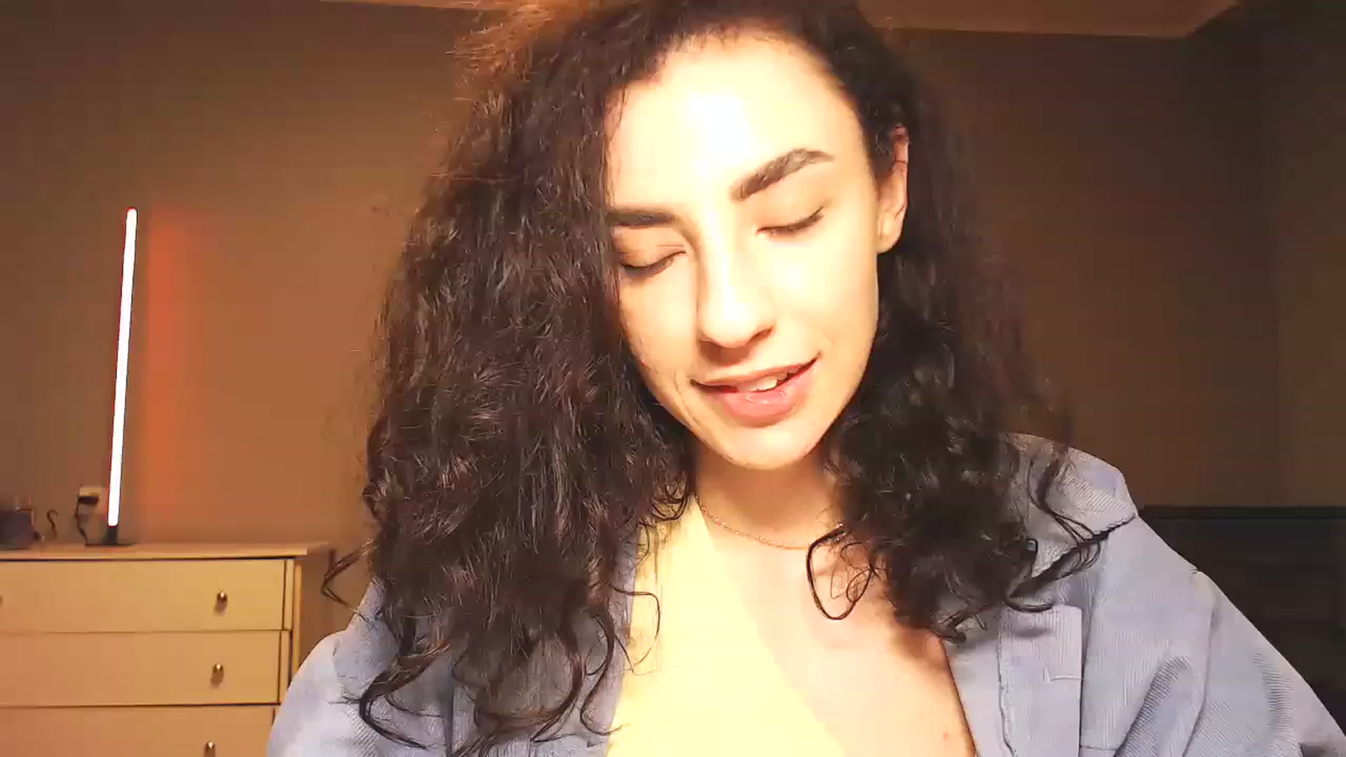 Gallery image thumbnail from Millla_Mi's myfreecams stream on, 03/26/2023, 20:35 image 10 of 20