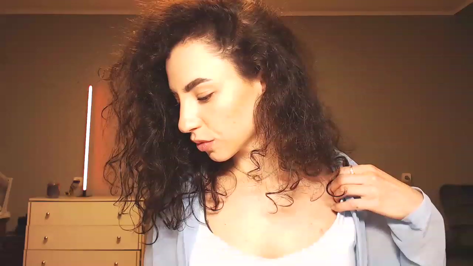 Gallery image thumbnail from Millla_Mi's myfreecams stream on, 03/27/2023, 19:47 image 6 of 20