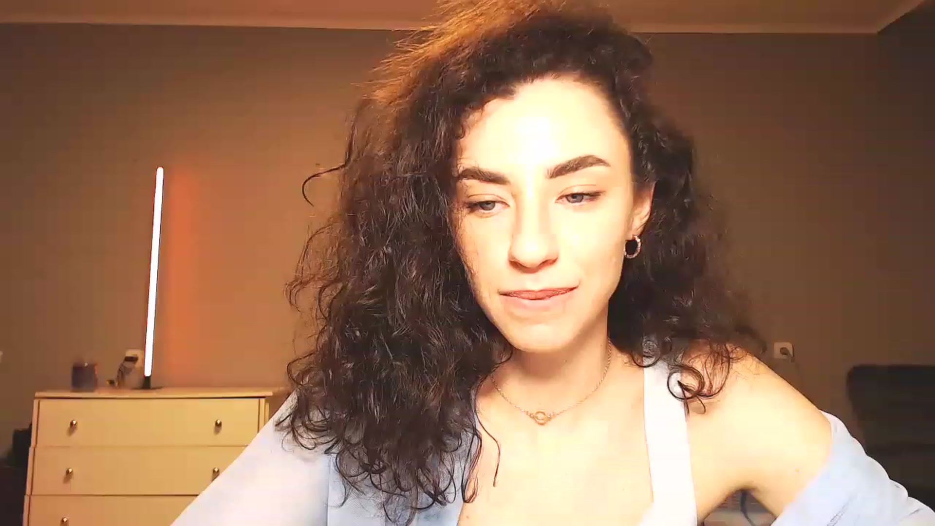 Gallery image thumbnail from Millla_Mi's myfreecams stream on, 03/27/2023, 19:47 image 12 of 20