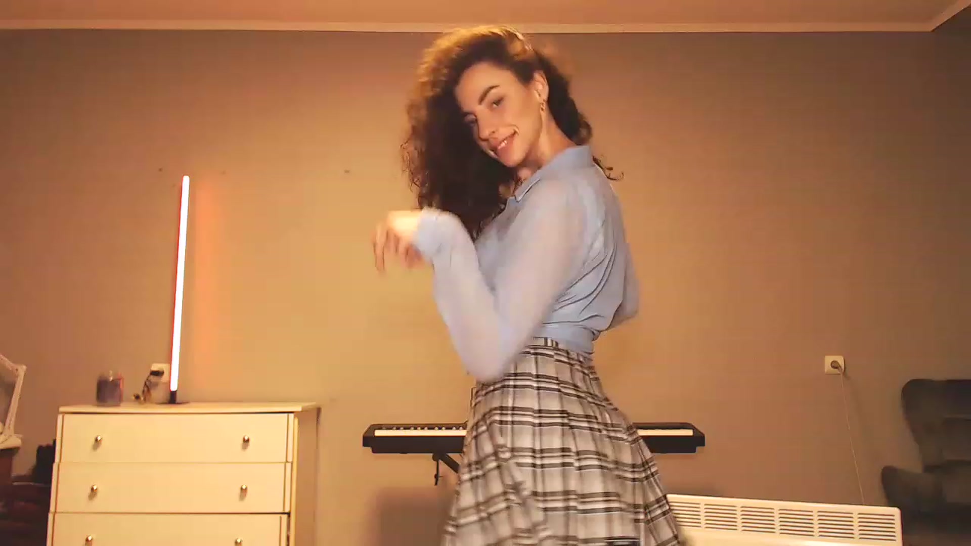 Gallery image thumbnail from Millla_Mi's myfreecams stream on, 03/27/2023, 19:47 image 3 of 20